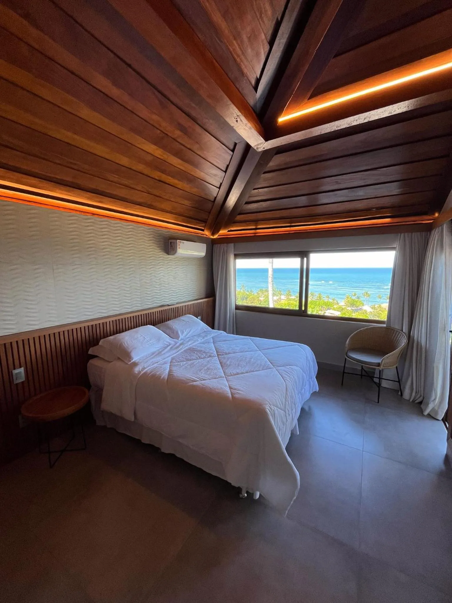 Bed in Baixu Village