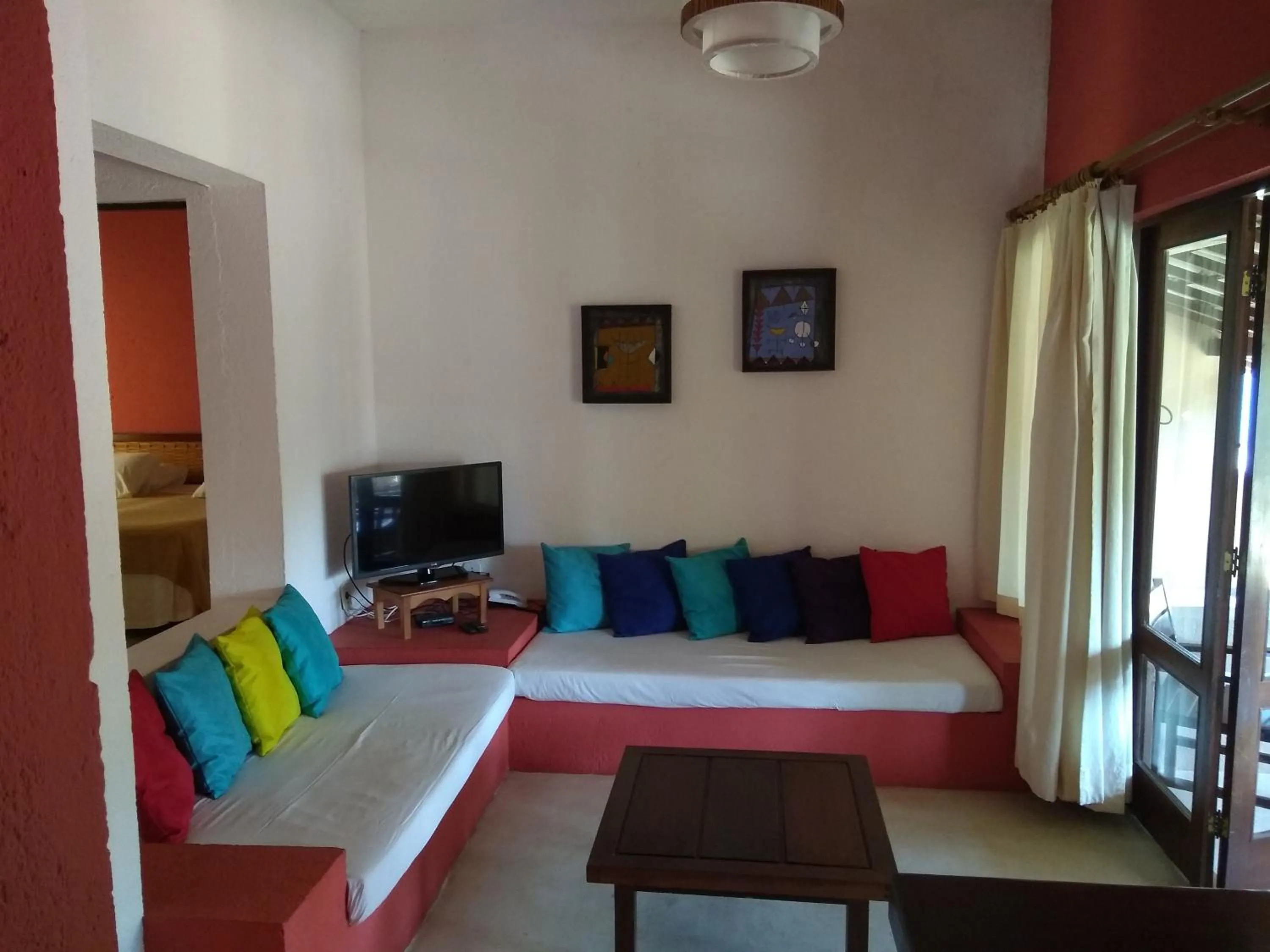 Property building, Bed in Baixu Village