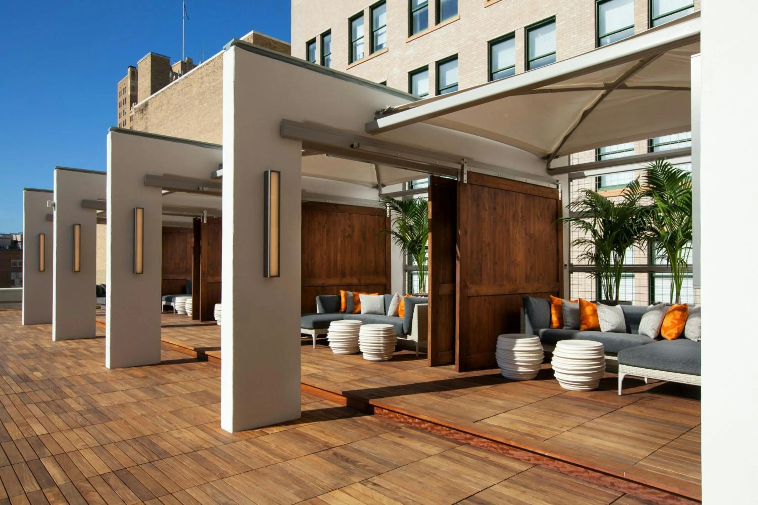 Swimming pool in The St. Anthony, a Luxury Collection Hotel, San Antonio