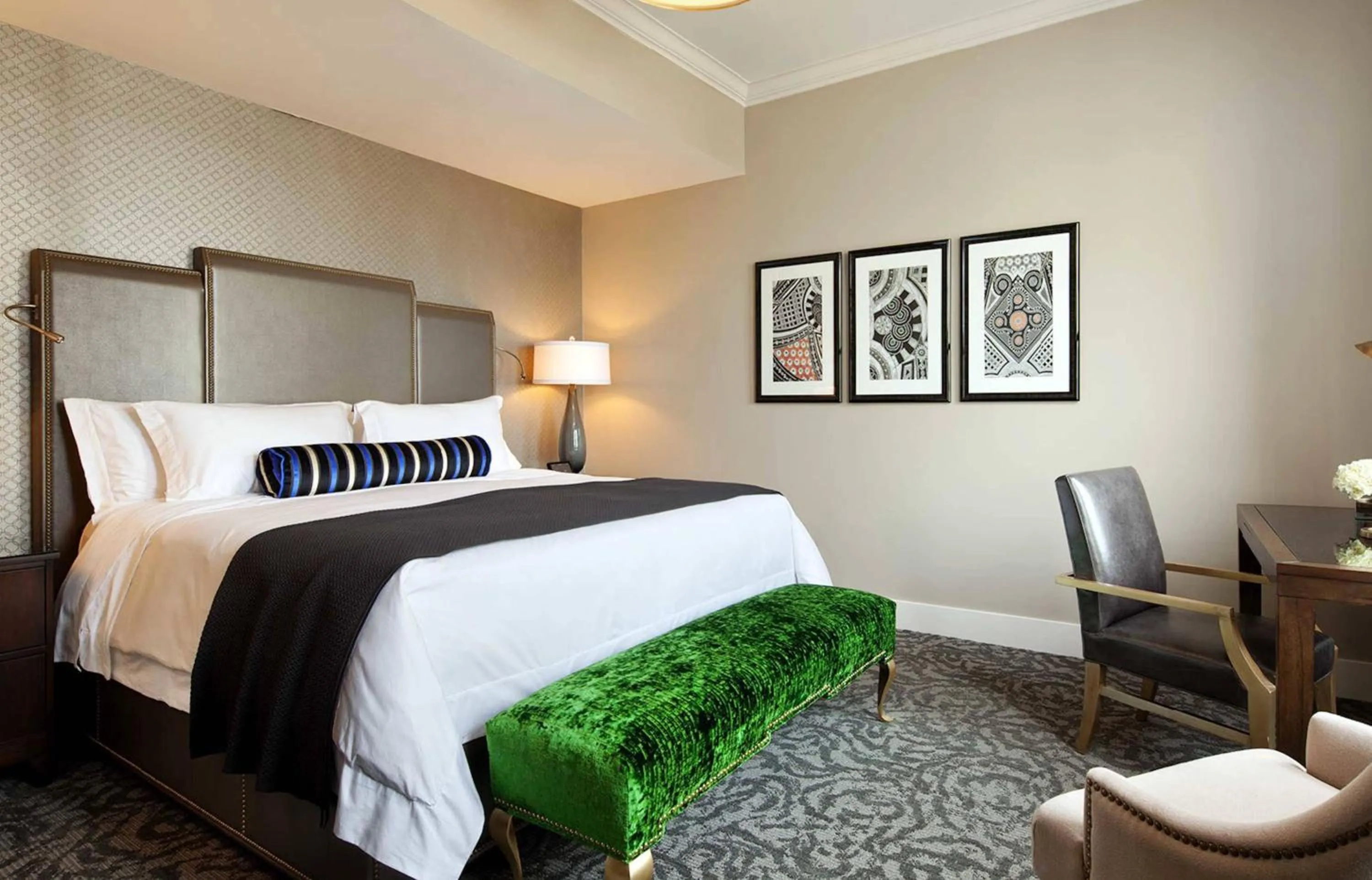 Bed in The St. Anthony, a Luxury Collection Hotel, San Antonio