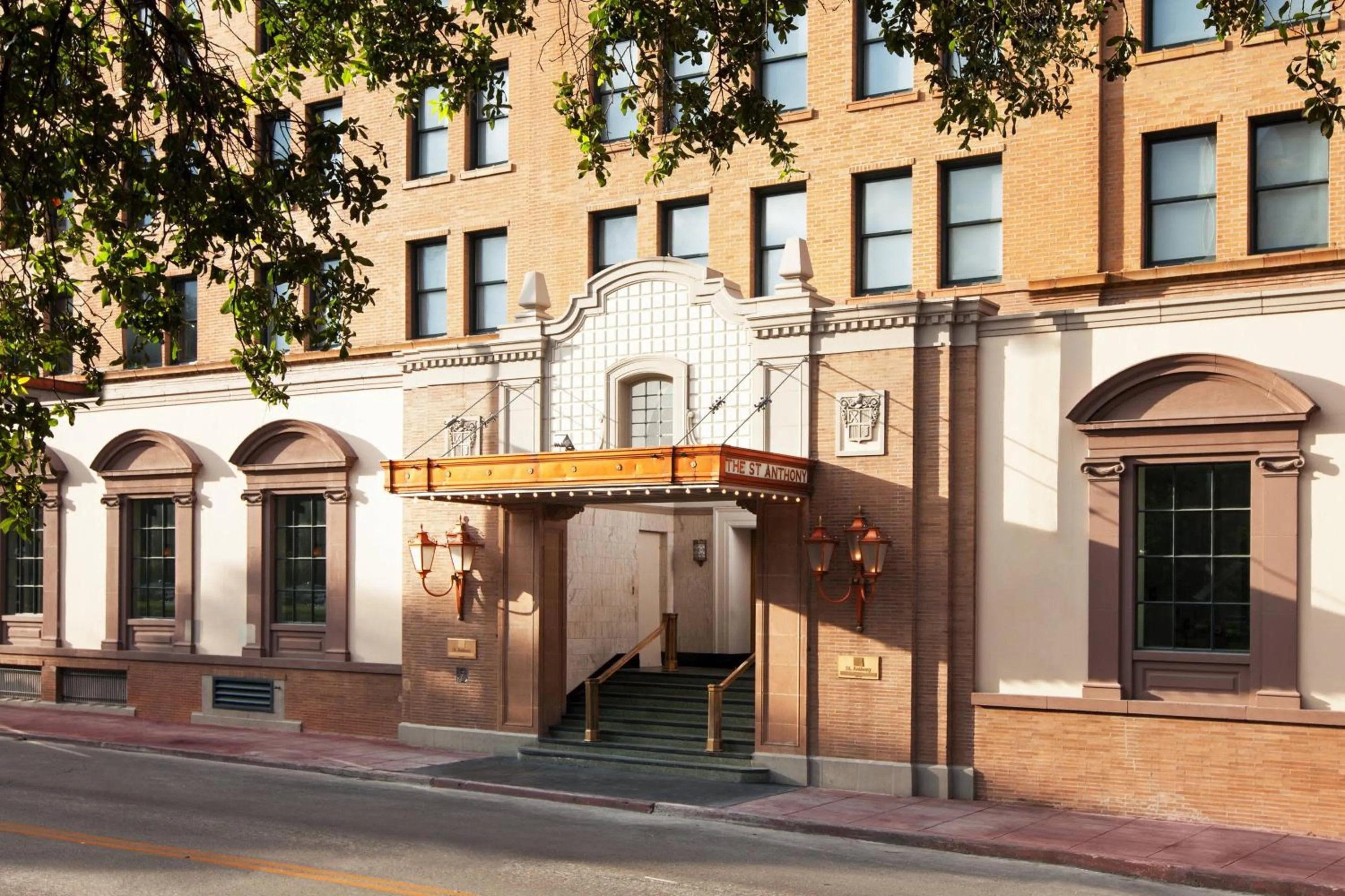 Property building in The St. Anthony, a Luxury Collection Hotel, San Antonio