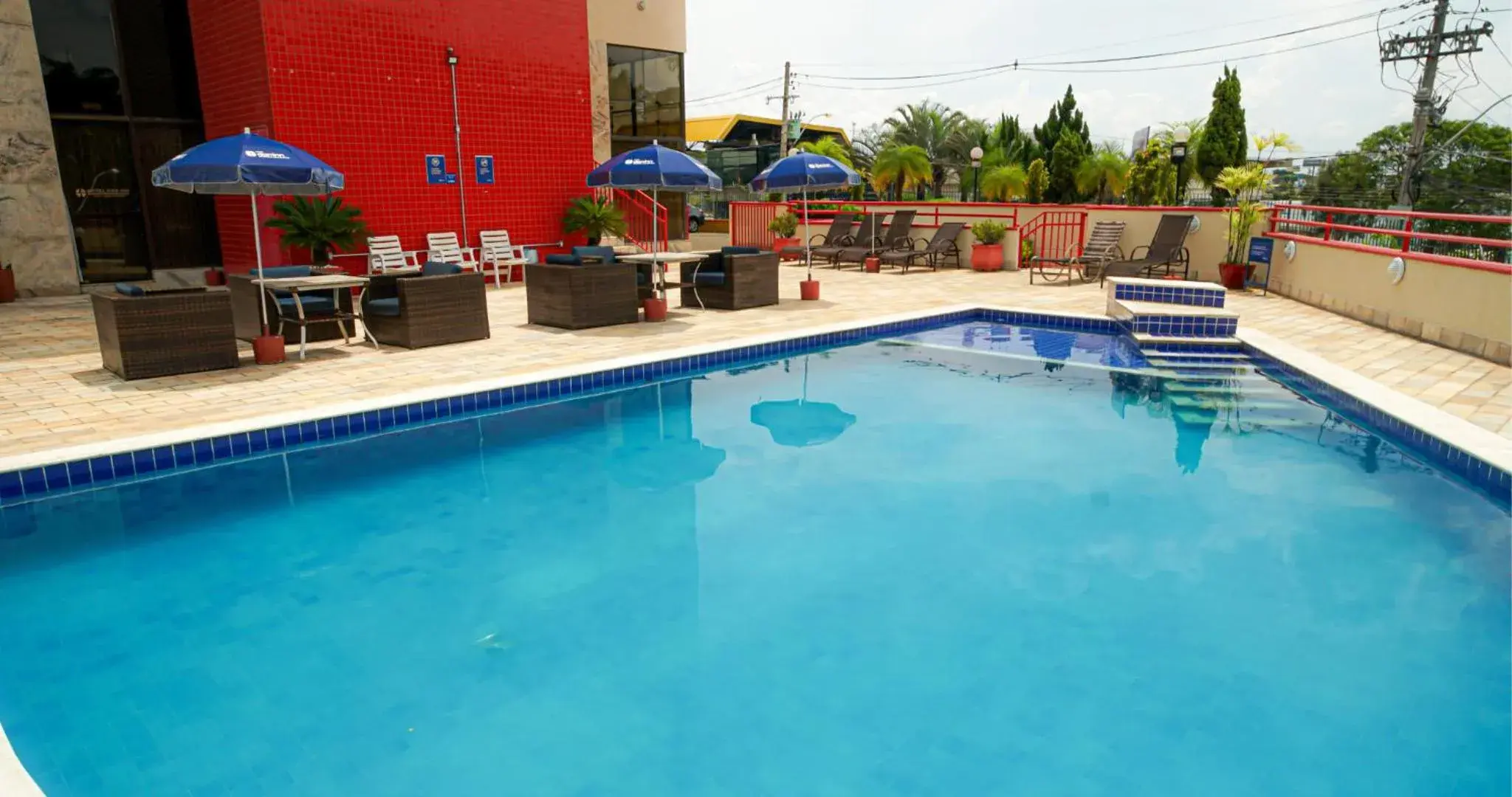 Swimming pool in Hotel Dan Inn Campinas Anhanguera - By Nacional Inn Swimming pool in Hotel Dan Inn Campinas Anhanguera - By Nacional Inn