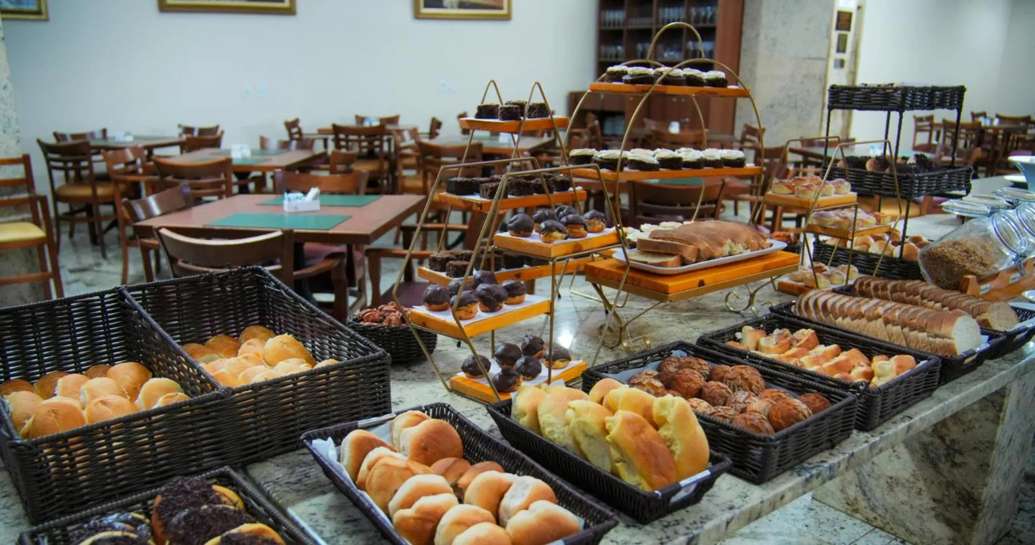 Breakfast in Hotel Dan Inn Campinas Anhanguera - By Nacional Inn