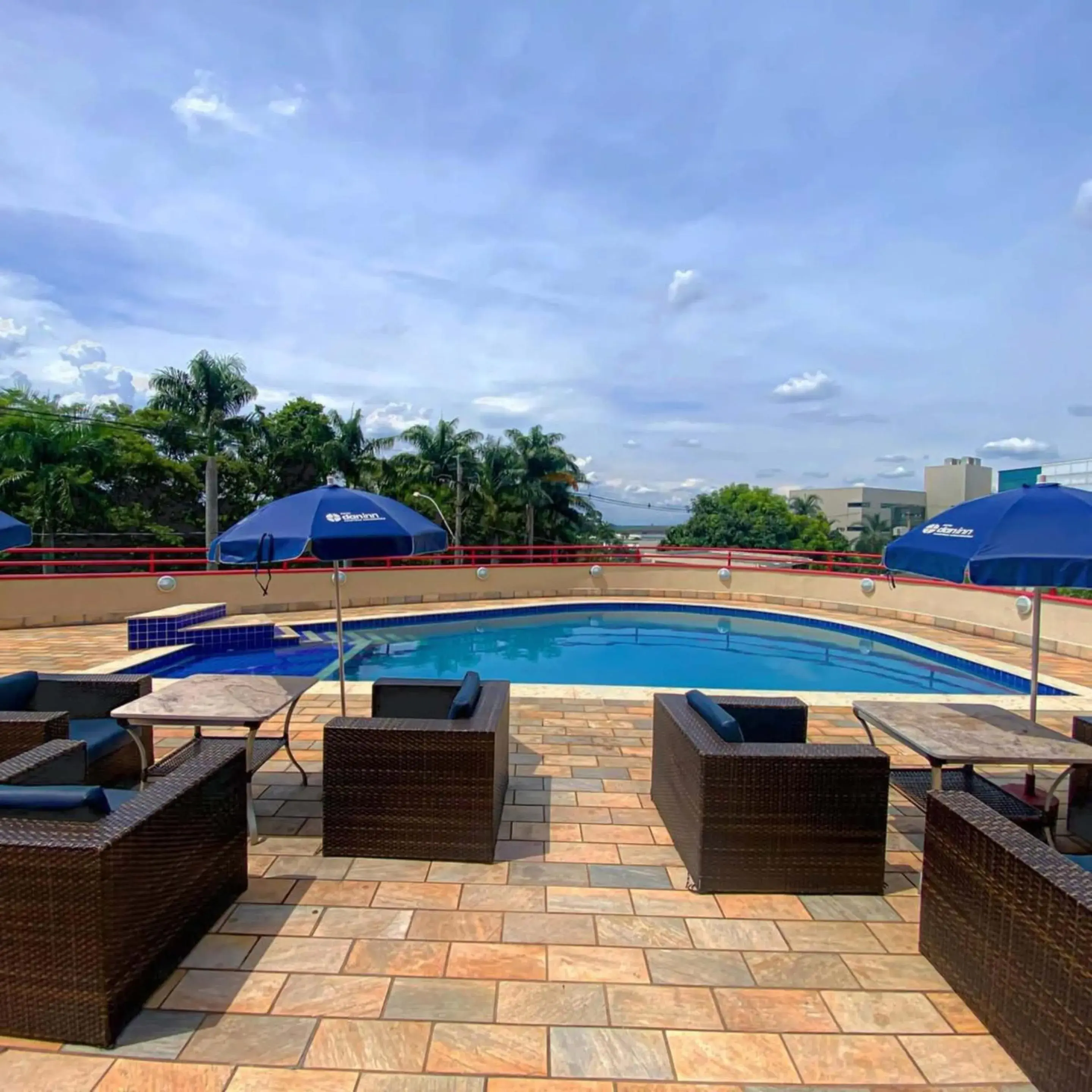 Swimming pool in Hotel Dan Inn Campinas Anhanguera - By Nacional Inn Swimming pool in Hotel Dan Inn Campinas Anhanguera - By Nacional Inn