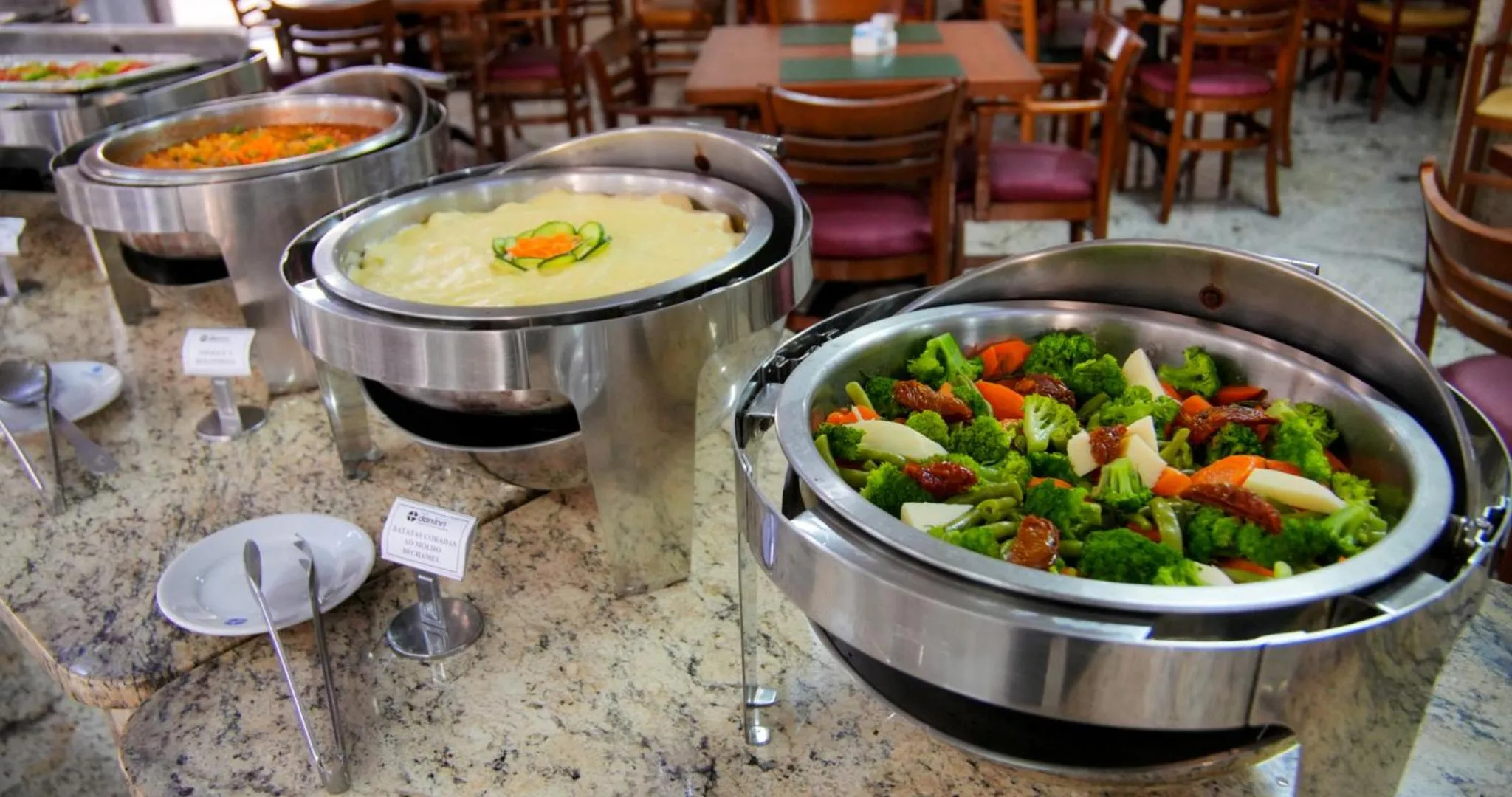 Food in Hotel Dan Inn Campinas Anhanguera - By Nacional Inn