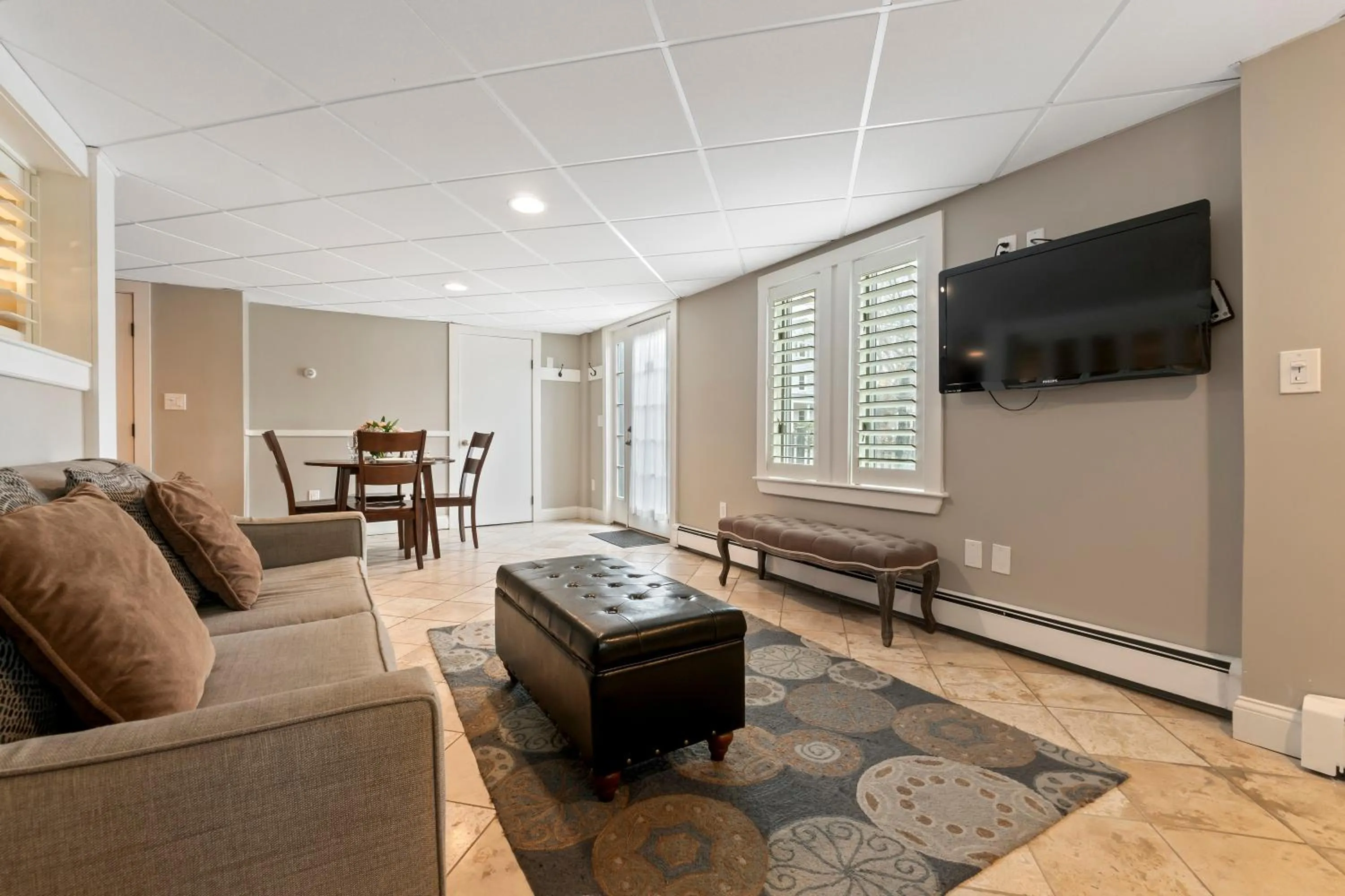 Living room in Sea Rose Suites
