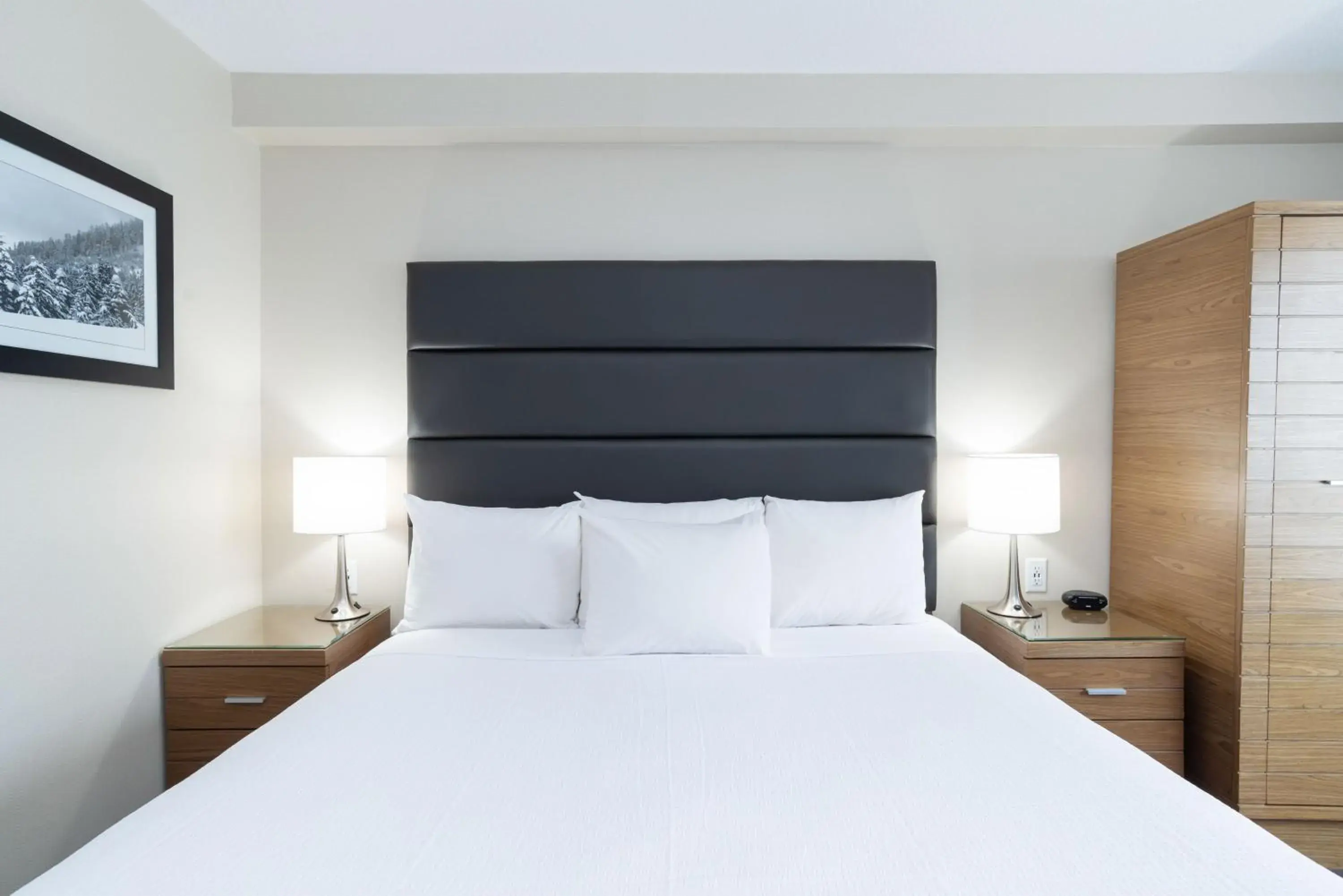 Photo of the whole room, Bed in Sandman Hotel Grande Prairie Photo of the whole room, Bed in Sandman Hotel Grande Prairie