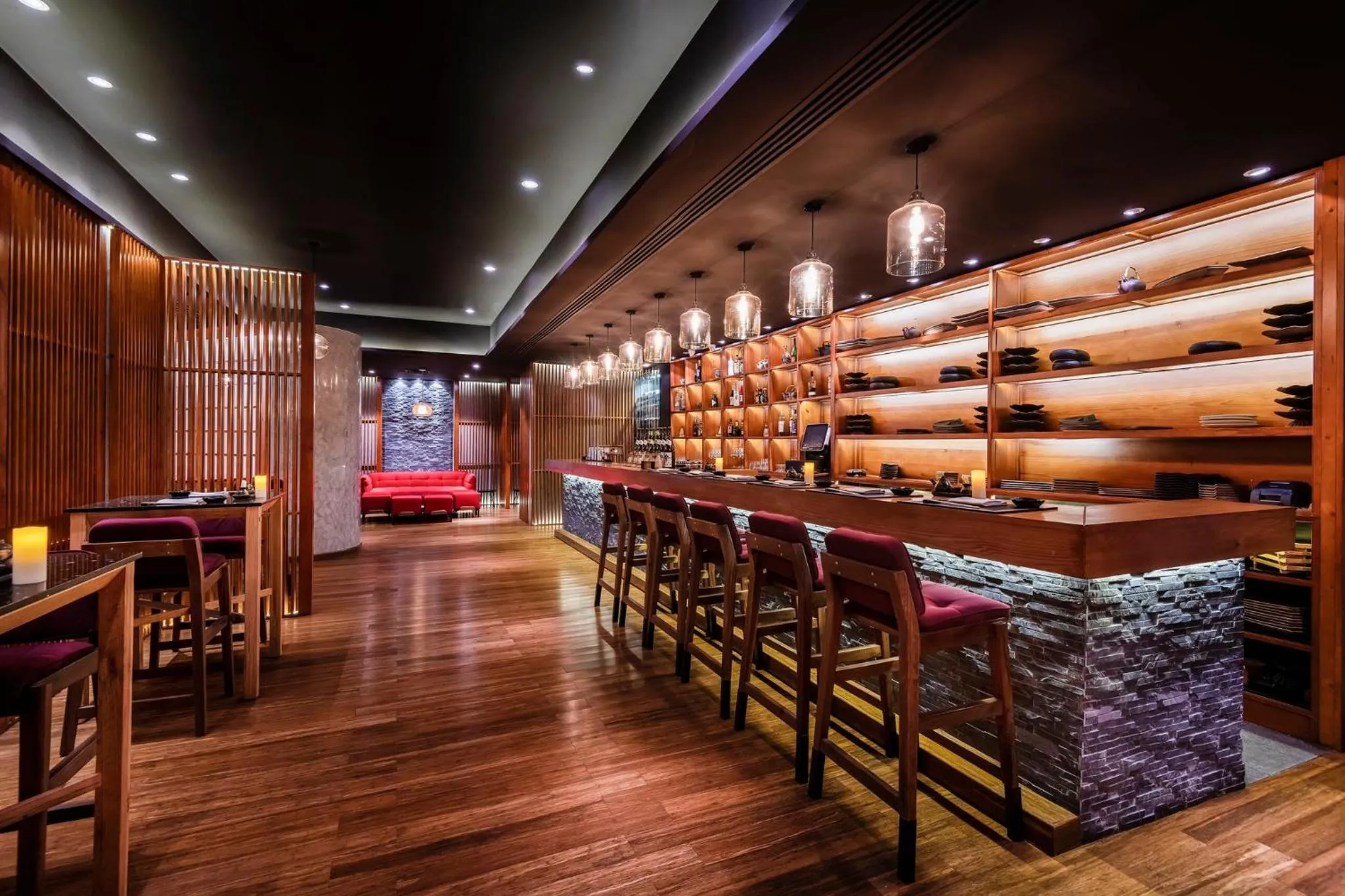 Lounge or bar in InterContinental Muscat by IHG