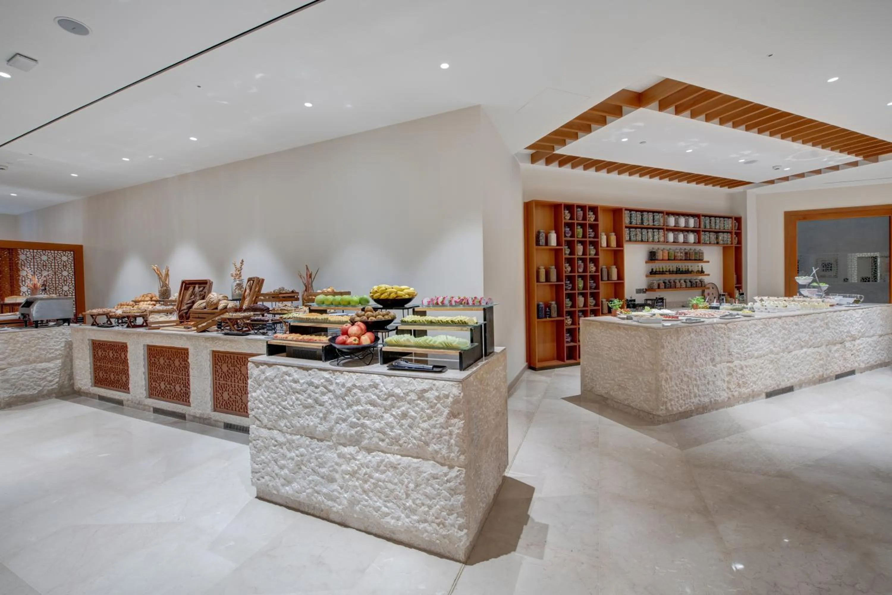 Restaurant/places to eat in InterContinental Muscat by IHG