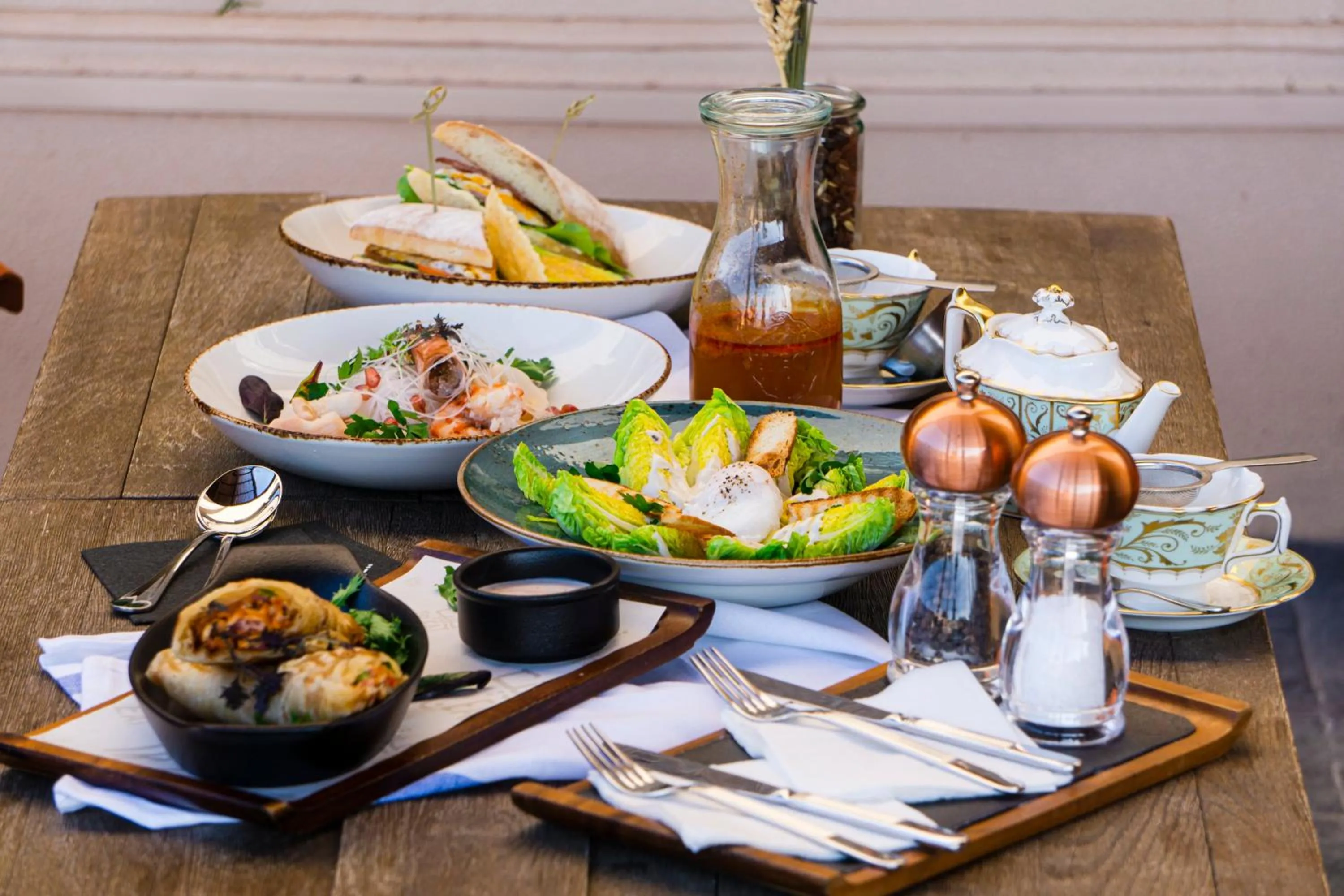 Restaurant/places to eat in InterContinental Muscat by IHG