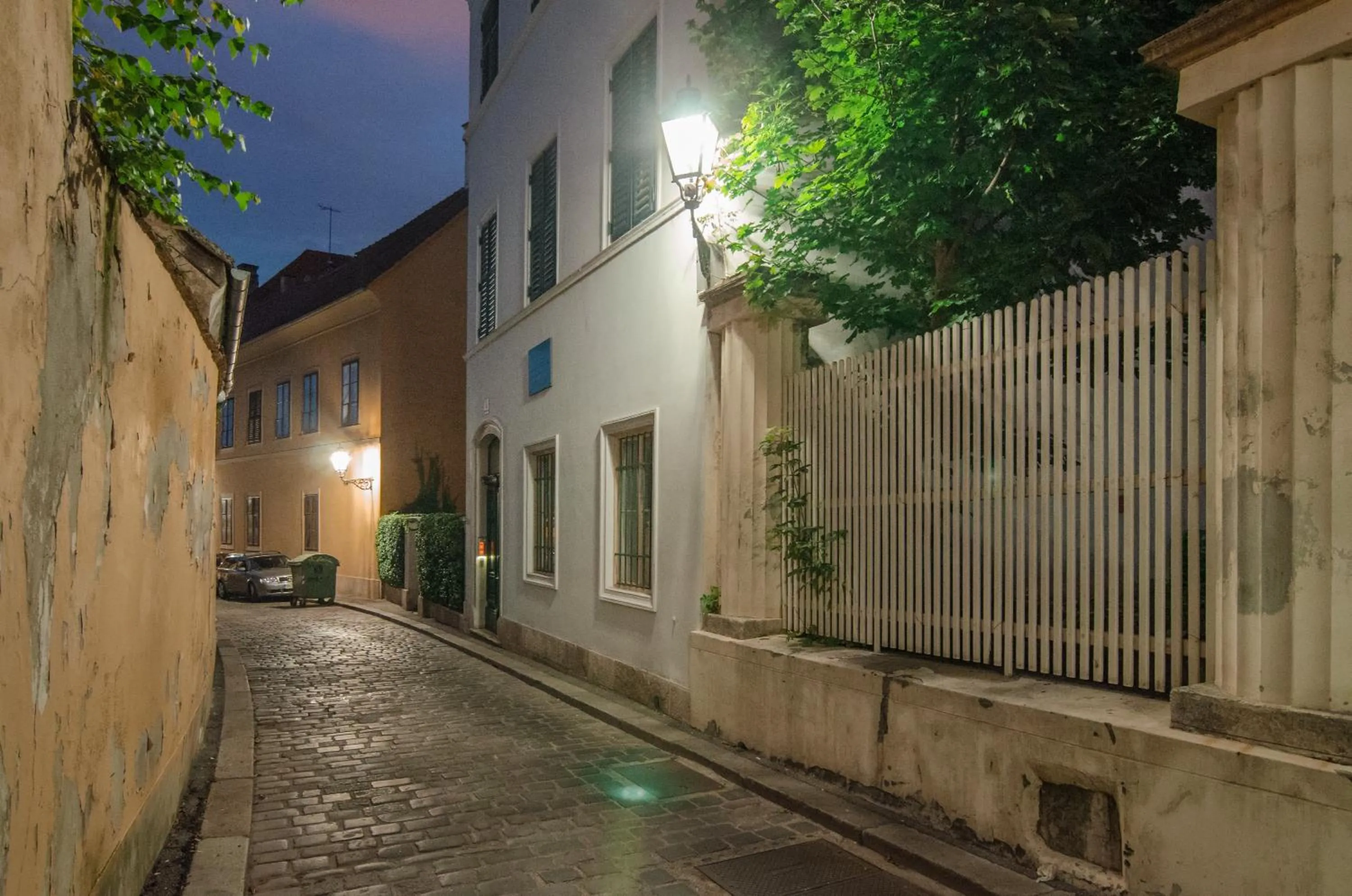 Property building in Old Town Tale