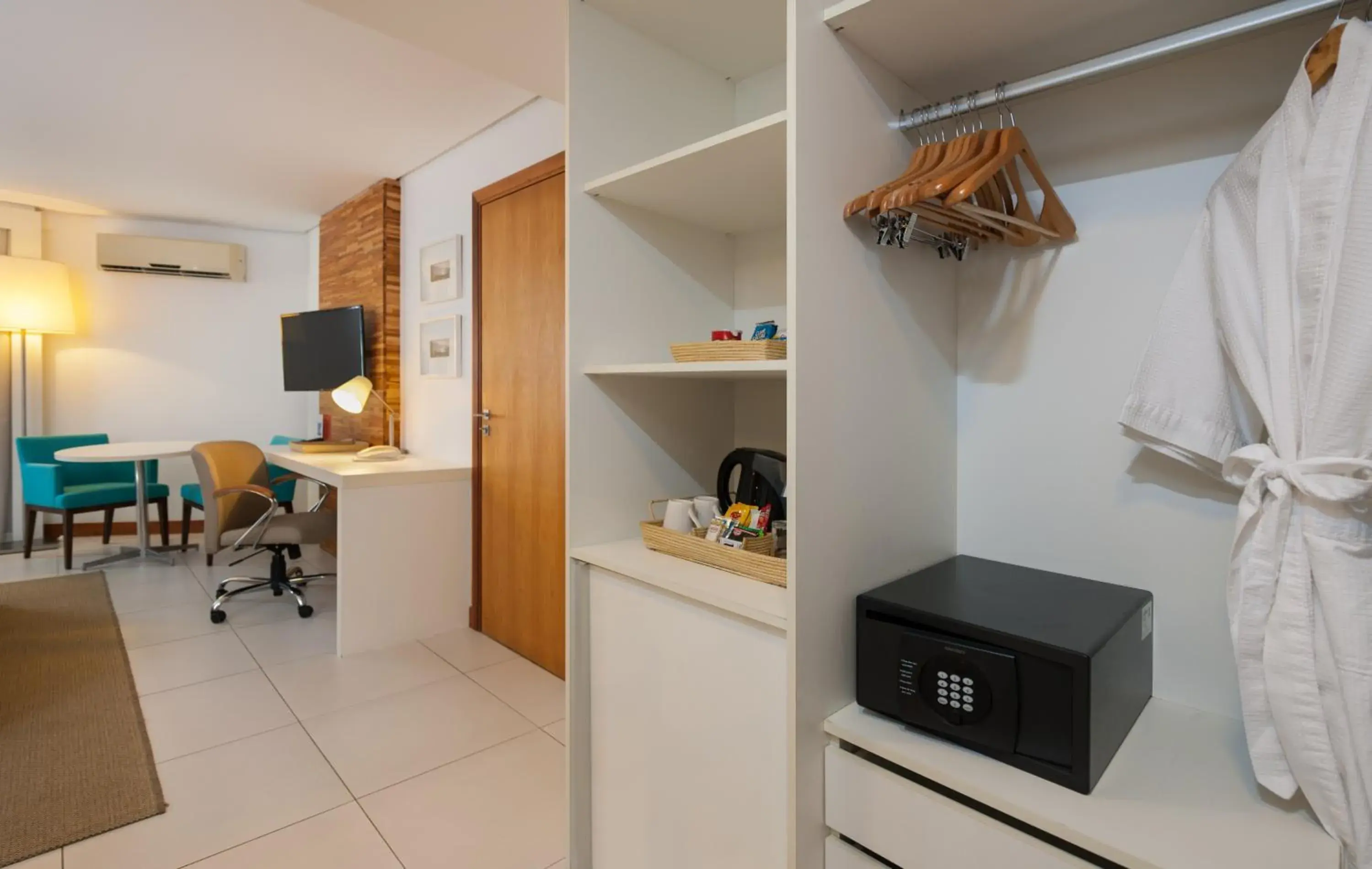 Bedroom in Best Western Premier Maceió Bedroom in Best Western Premier Maceió