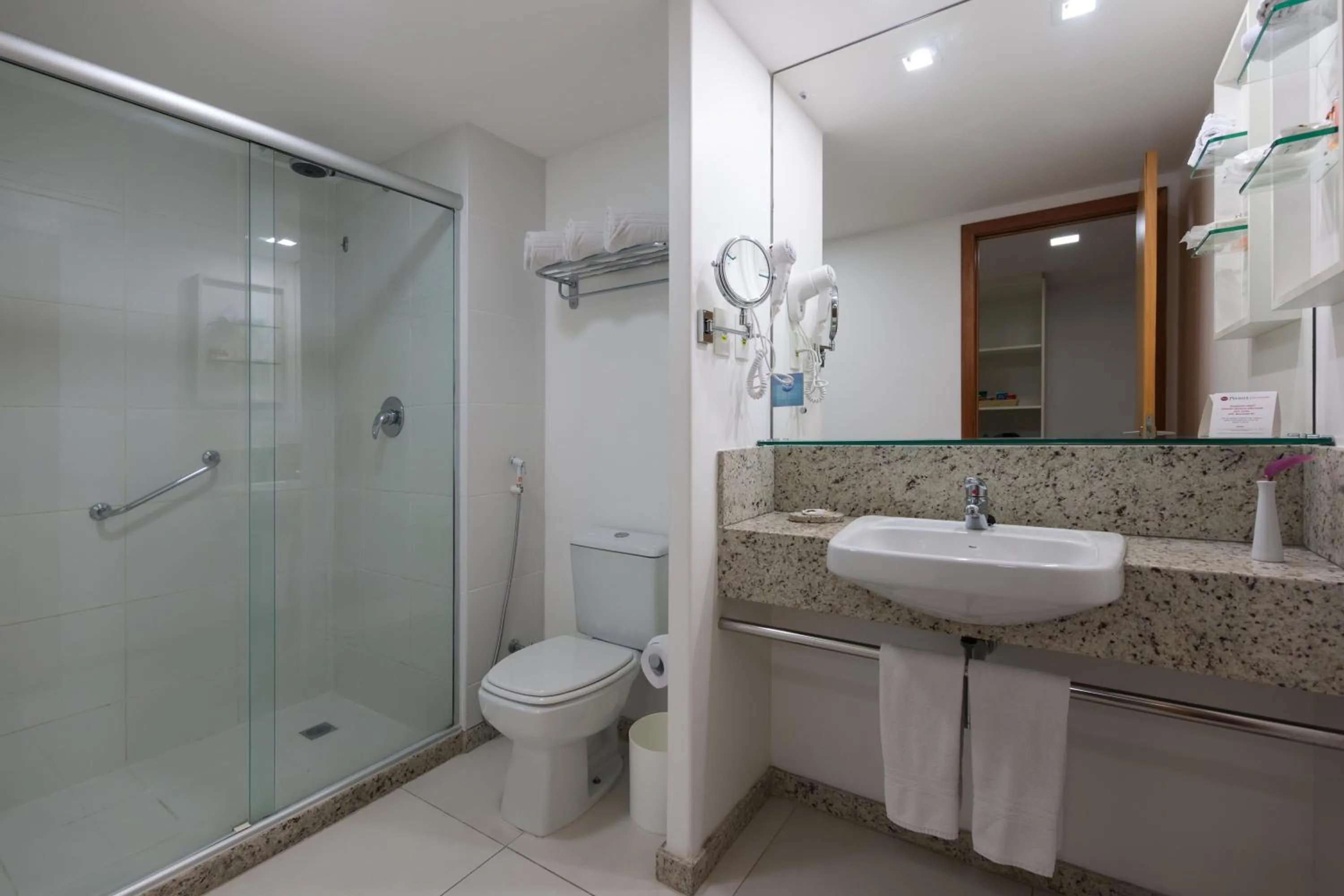 Shower in Best Western Premier Maceió