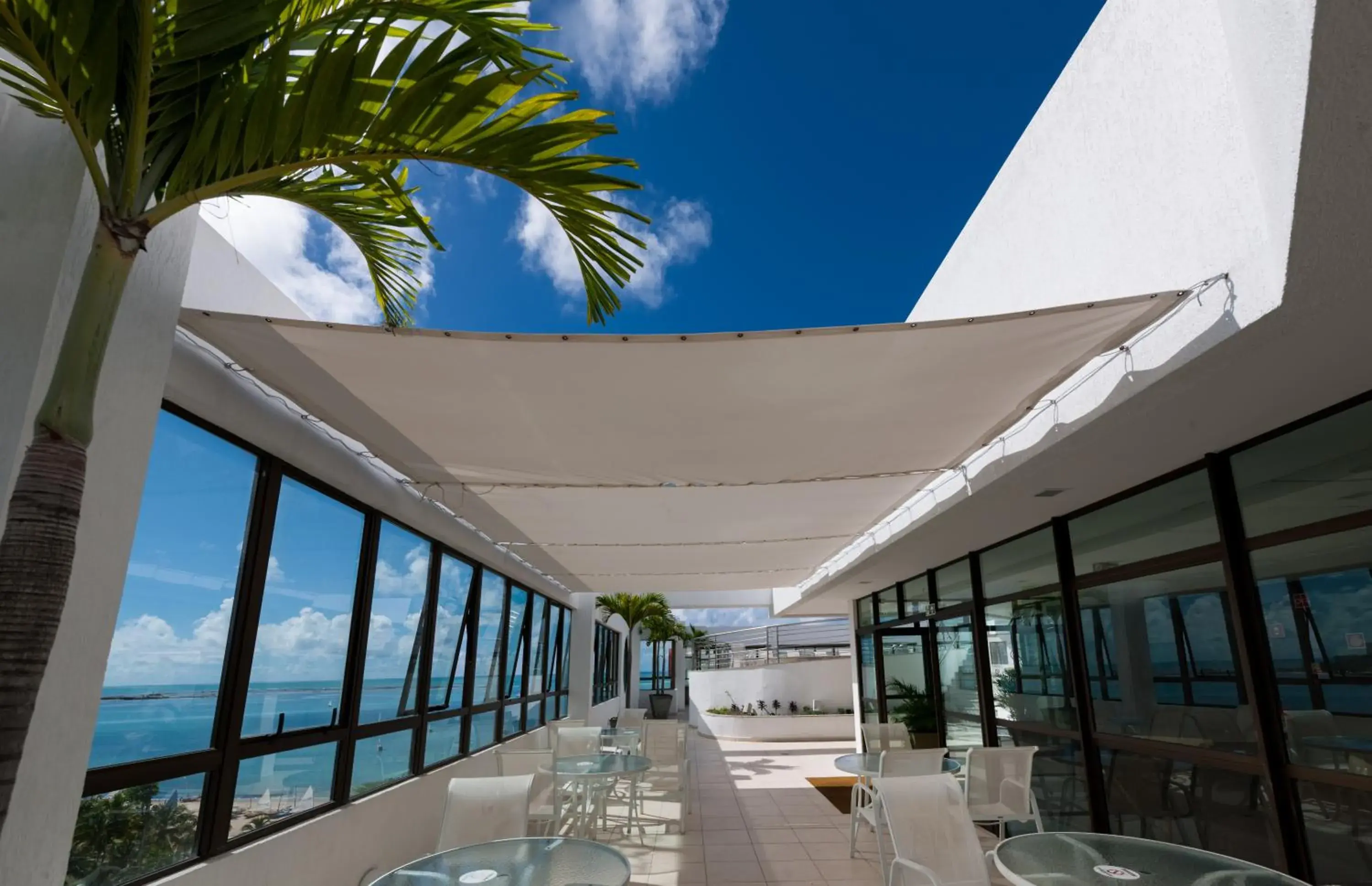 Lounge or bar in Best Western Premier Maceió Lounge or bar in Best Western Premier Maceió