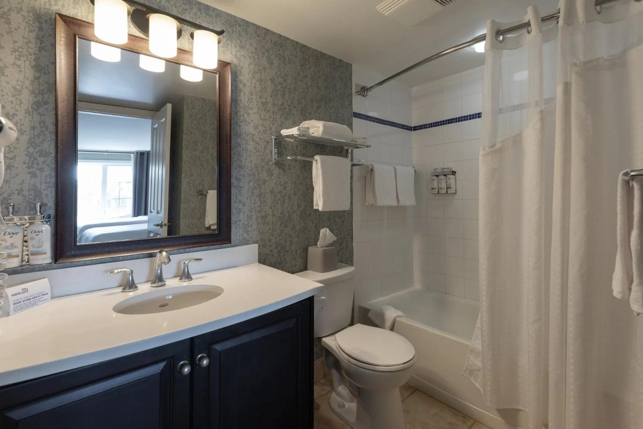 Photo of the whole room in Holiday Inn Express & Suites Tremblant by IHG