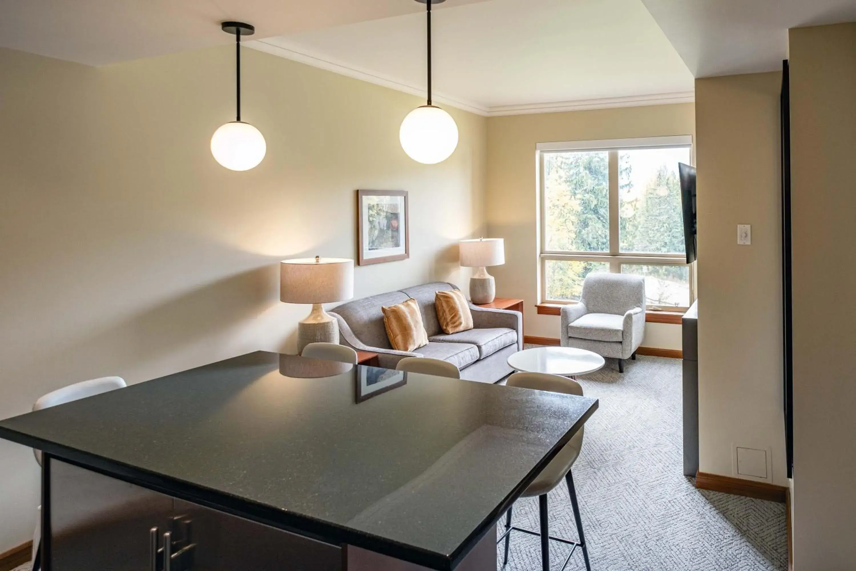 Food and drinks in Sutton Place Hotel Revelstoke Mountain Resort Food and drinks in Sutton Place Hotel Revelstoke Mountain Resort