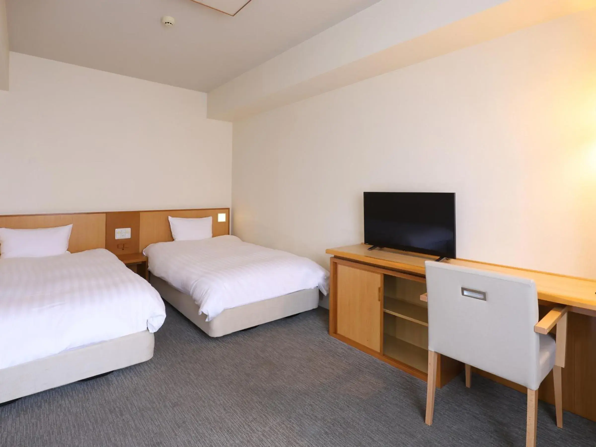 Bed in Dormy Inn Tsu Bed in Dormy Inn Tsu