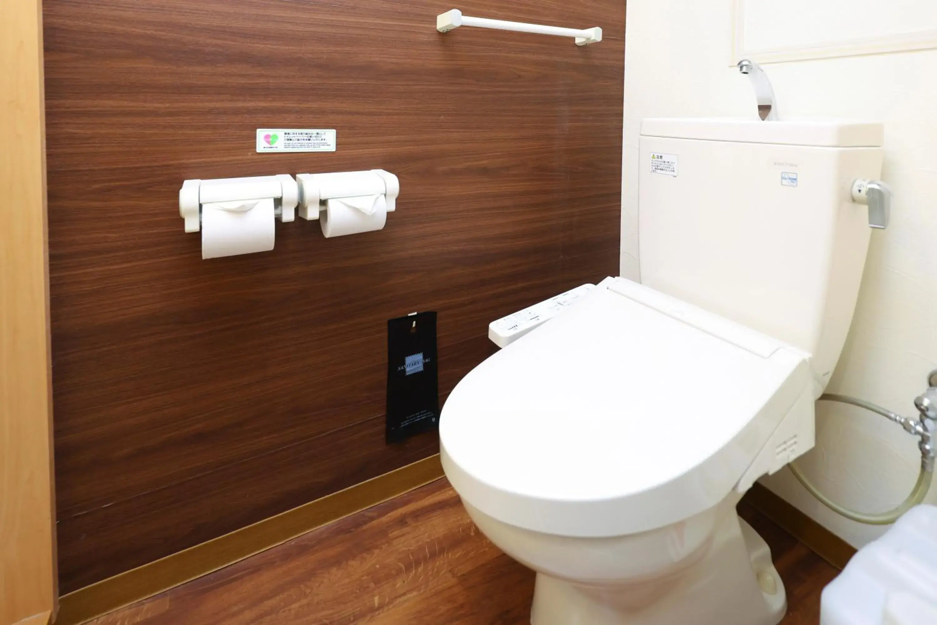 Photo of the whole room in Tennen Onsen Taho-no-Yu Dormy Inn Niigata Photo of the whole room in Tennen Onsen Taho-no-Yu Dormy Inn Niigata