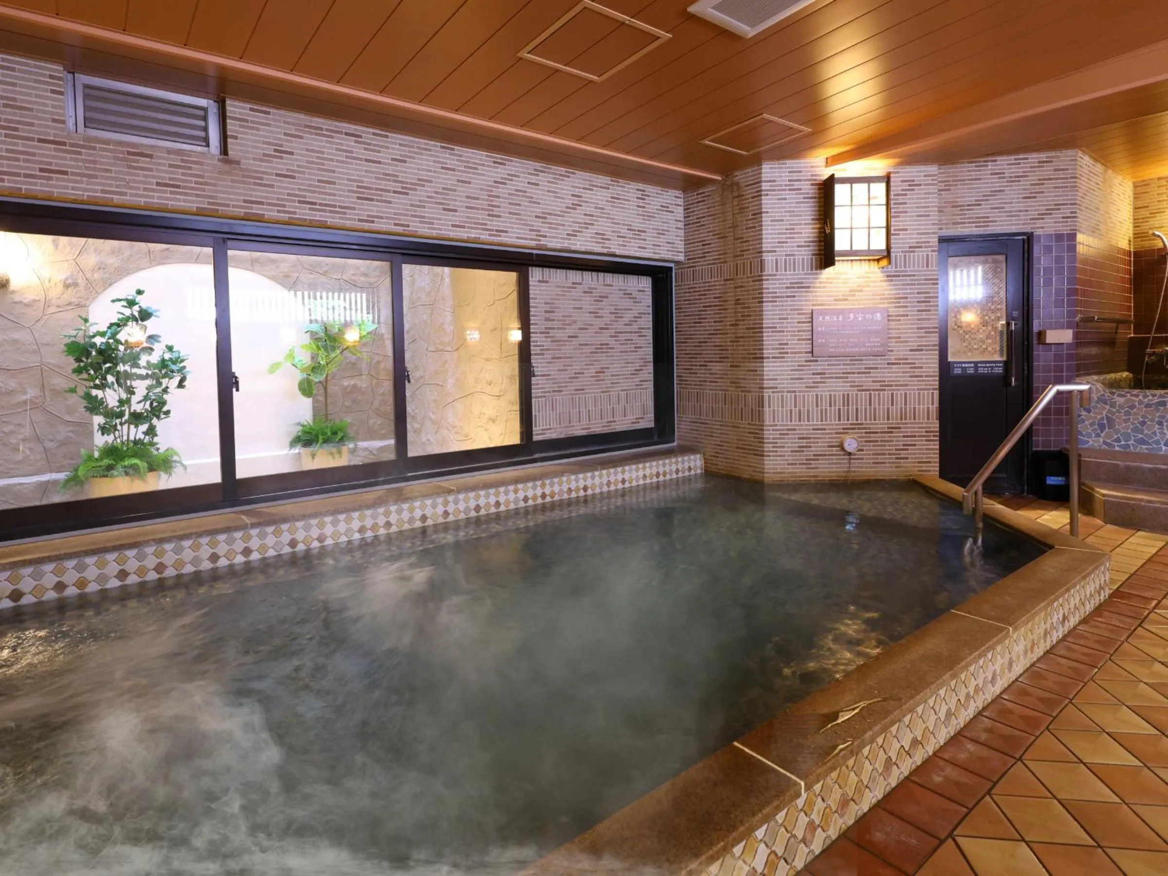Public Bath in Tennen Onsen Taho-no-Yu Dormy Inn Niigata