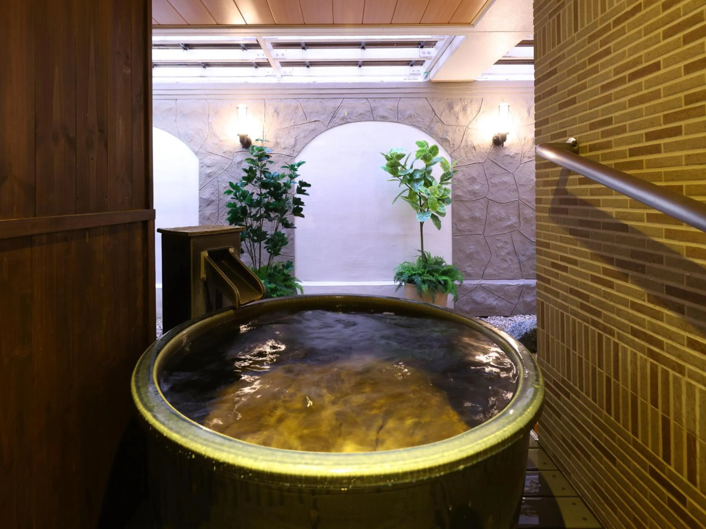 Public Bath in Tennen Onsen Taho-no-Yu Dormy Inn Niigata