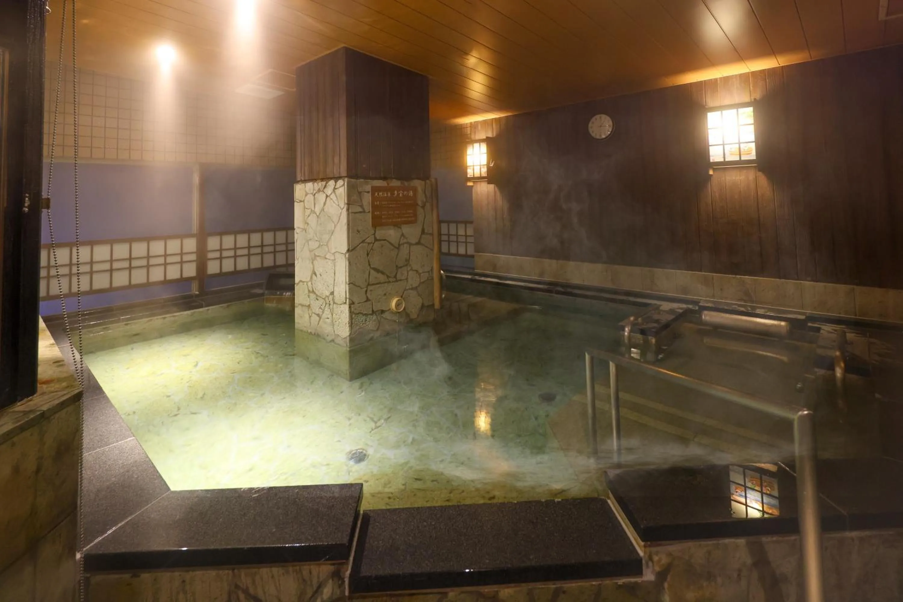 Public Bath in Tennen Onsen Taho-no-Yu Dormy Inn Niigata