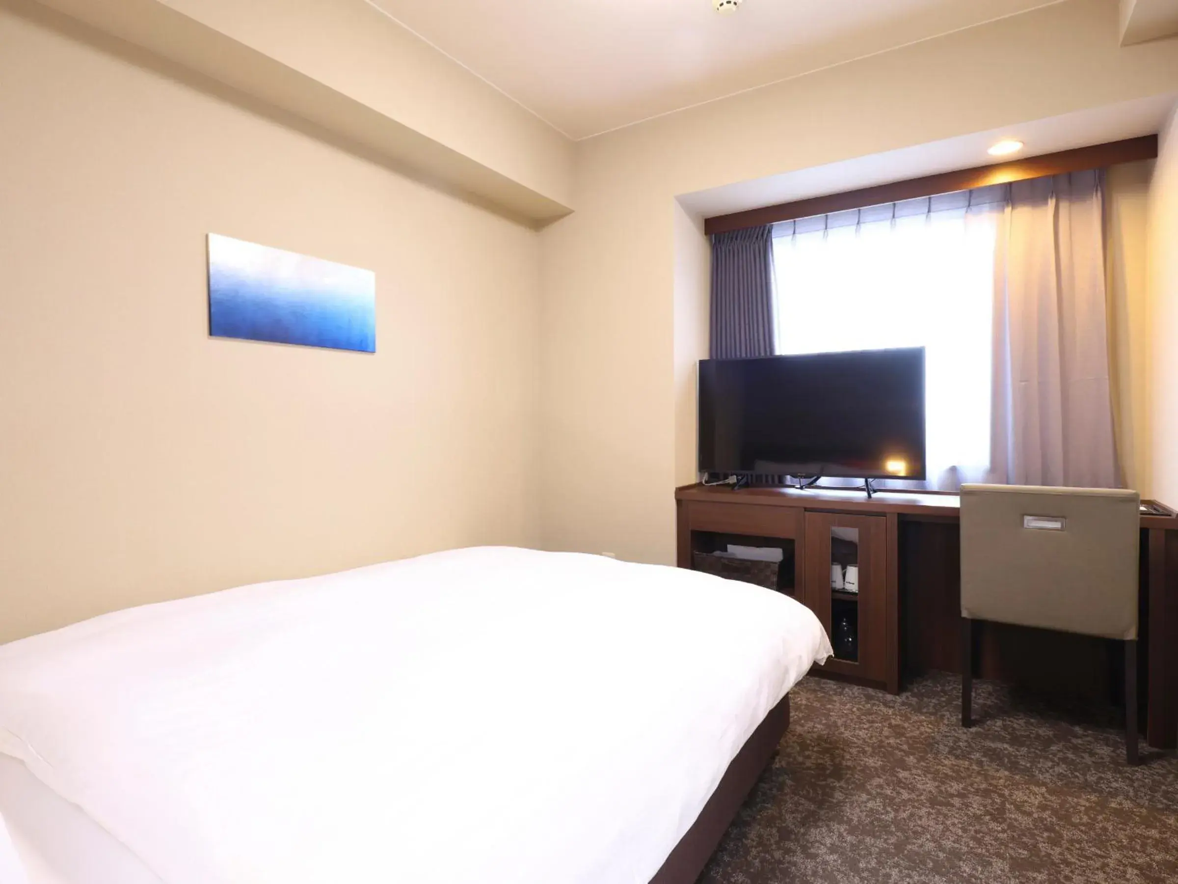 Photo of the whole room, Bed in Tennen Onsen Taho-no-Yu Dormy Inn Niigata Photo of the whole room, Bed in Tennen Onsen Taho-no-Yu Dormy Inn Niigata