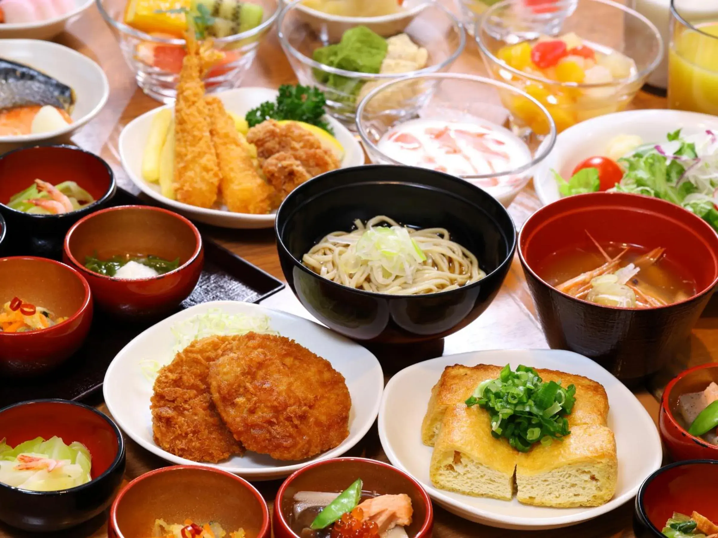 Breakfast in Tennen Onsen Taho-no-Yu Dormy Inn Niigata Breakfast in Tennen Onsen Taho-no-Yu Dormy Inn Niigata