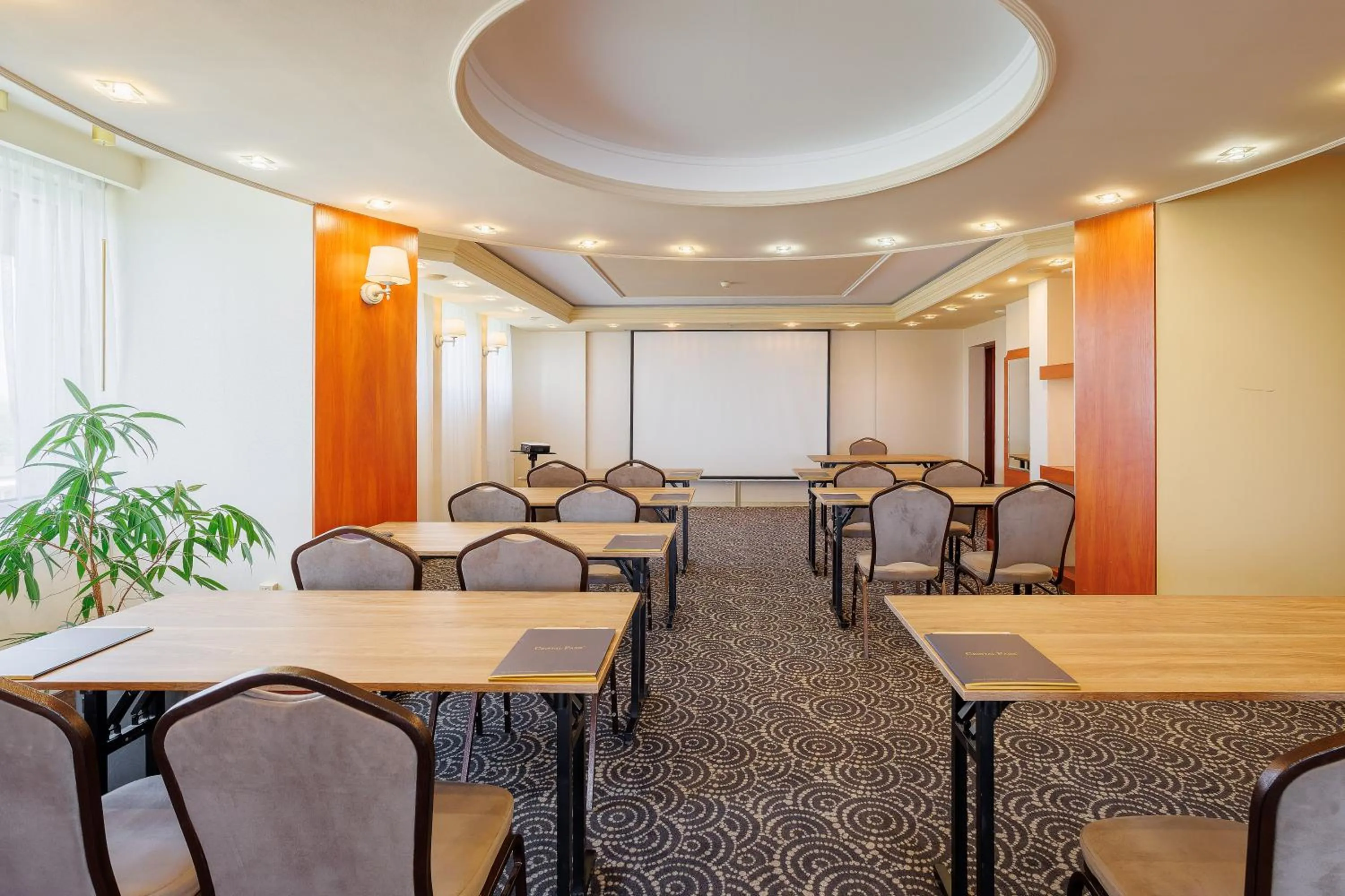 Meeting/conference room in Hotel Cristal Park