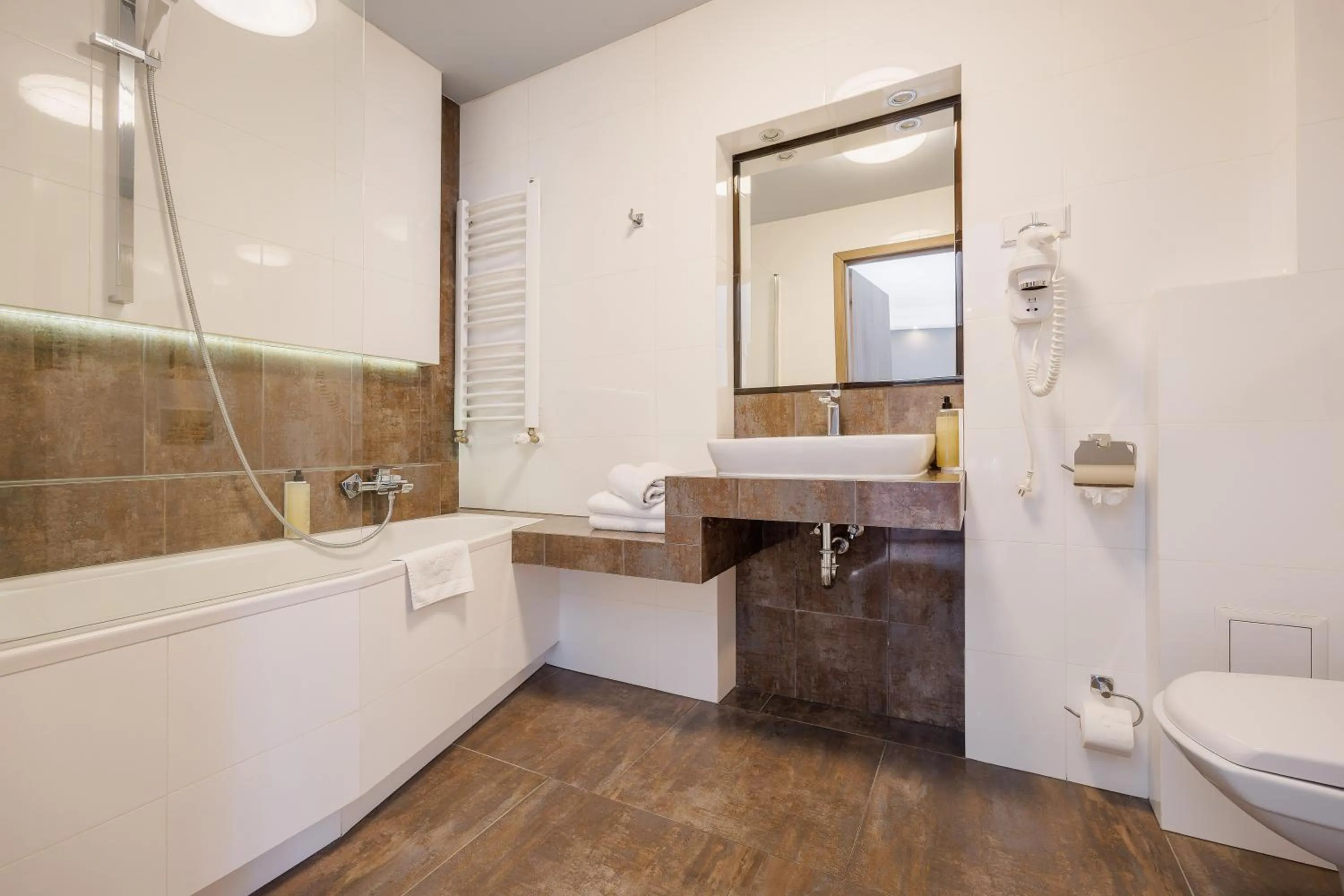 Bathroom in Hotel Cristal Park