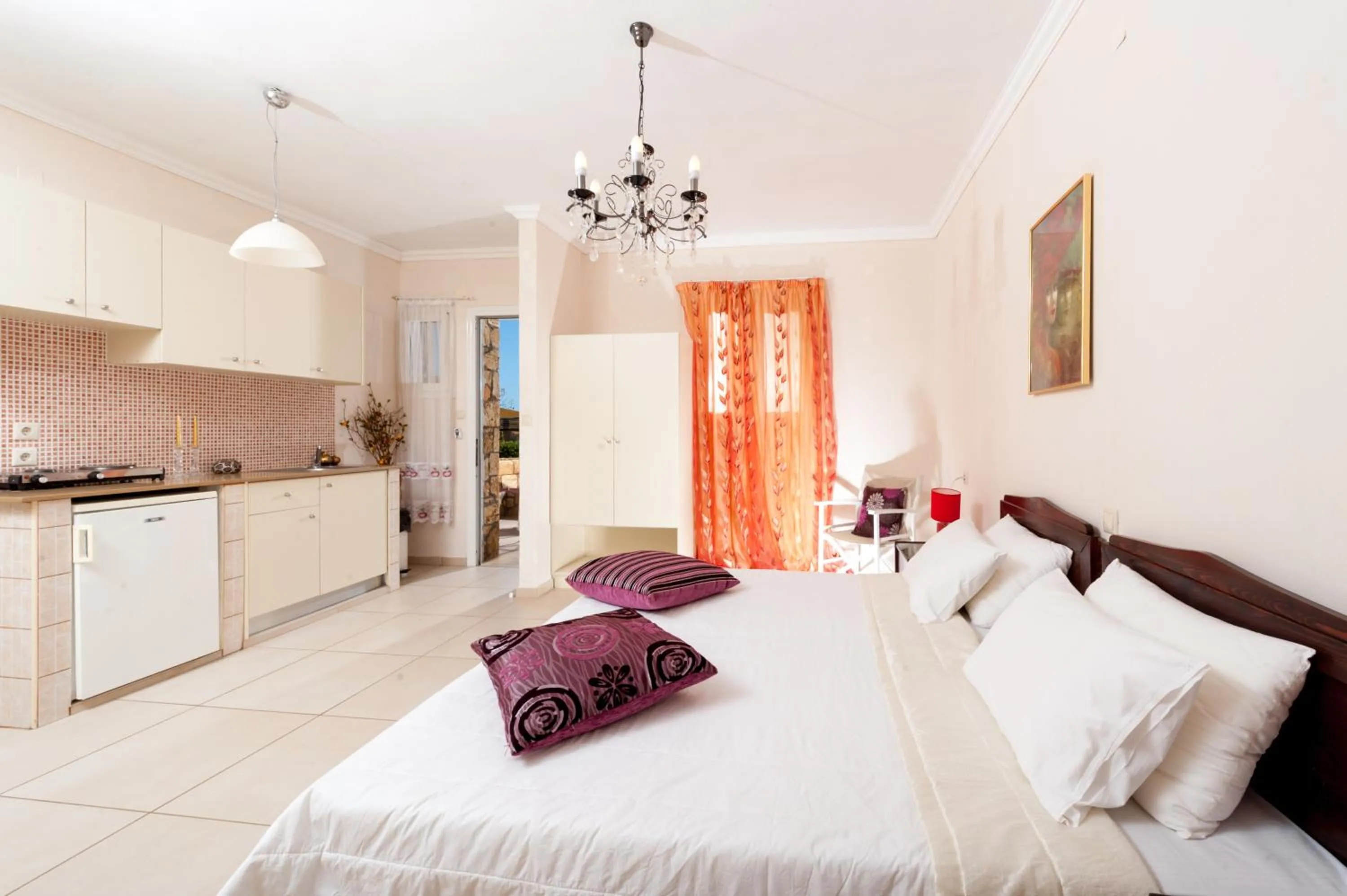 Bedroom, Bed in Laplaya Beach