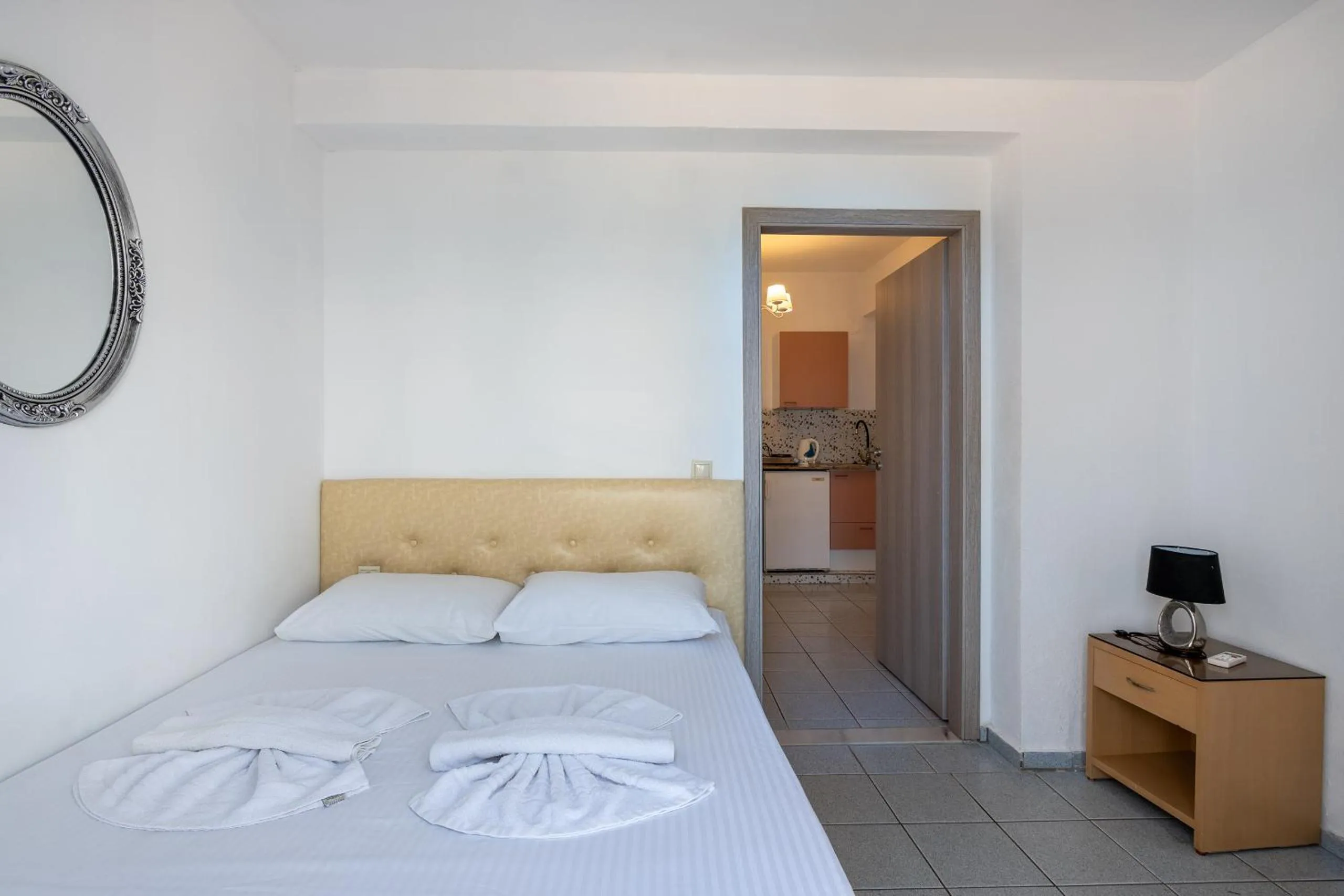 Bedroom, Bed in Laplaya Beach