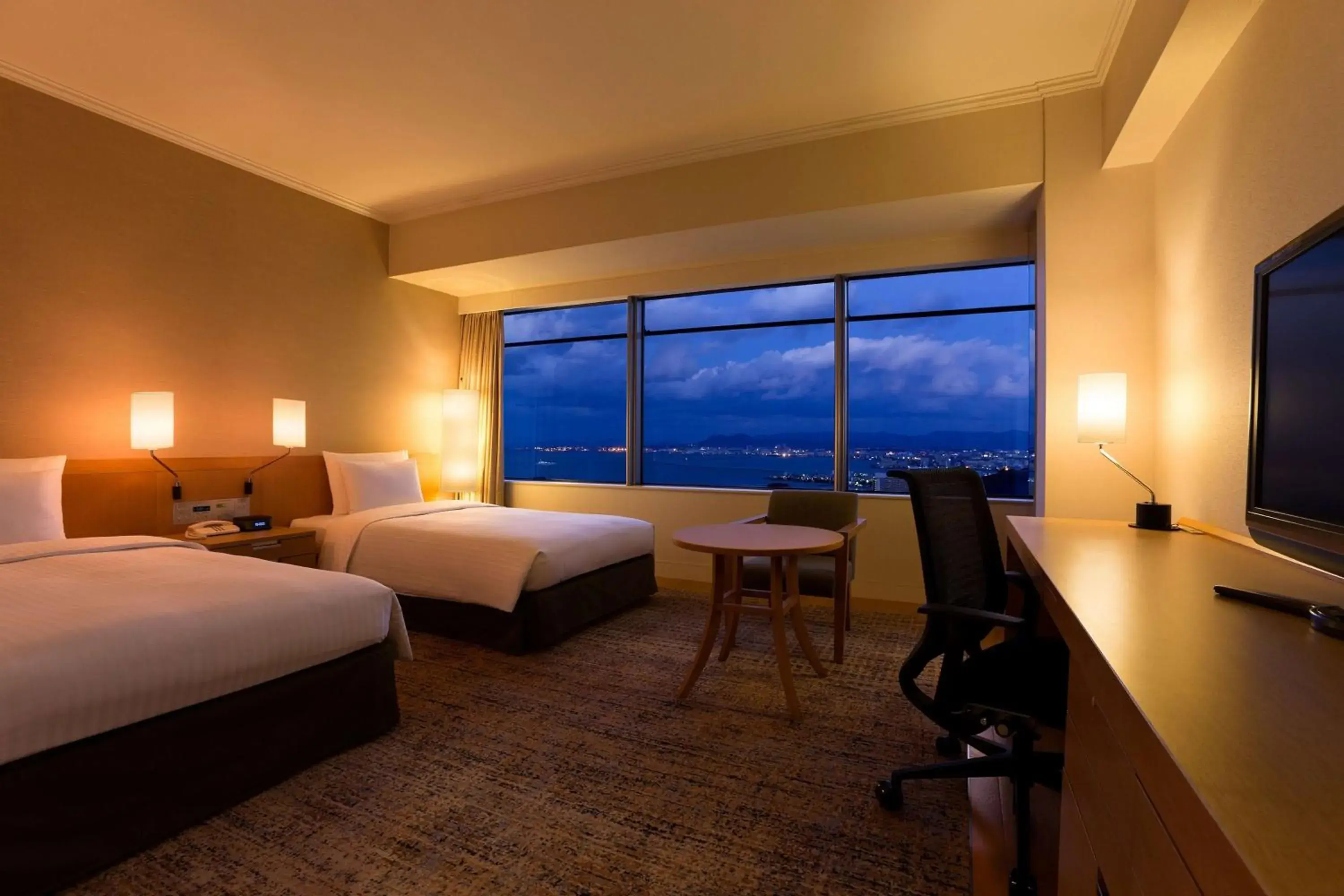 Deluxe Twin Room in Hilton Fukuoka Sea Hawk Deluxe Twin Room in Hilton Fukuoka Sea Hawk