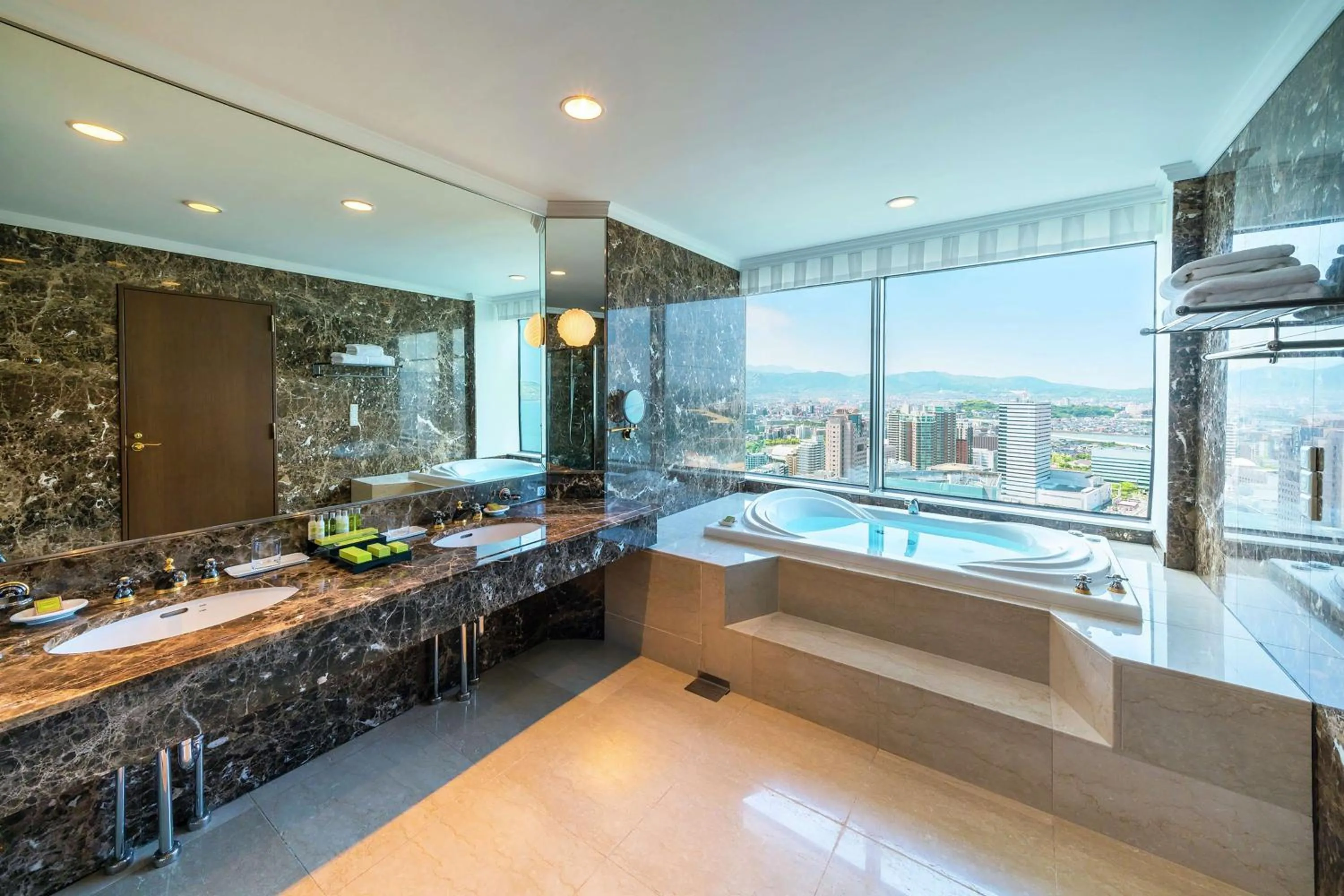 Bathroom in Hilton Fukuoka Sea Hawk