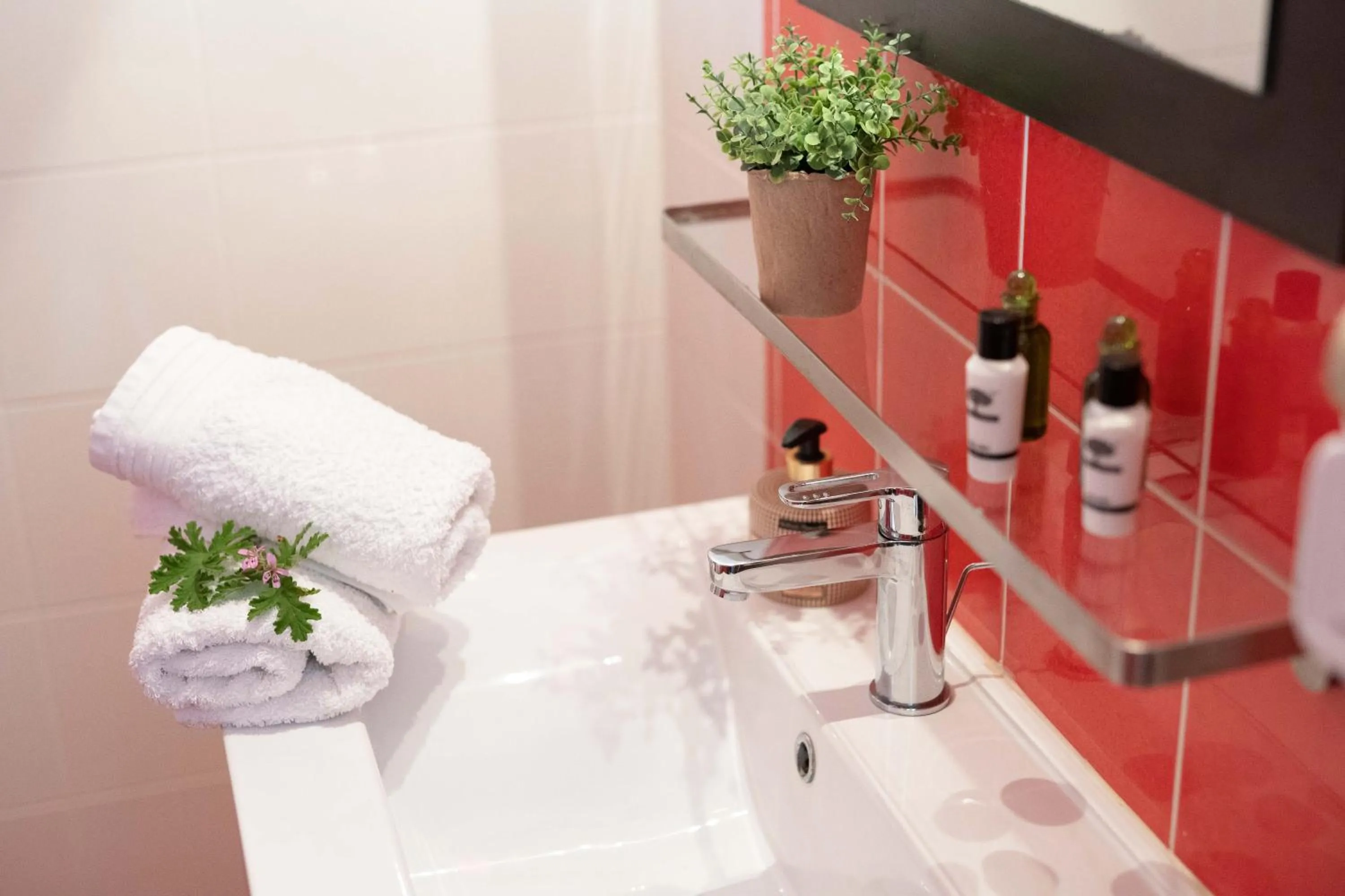 Bathroom in 3Aktes Suites & Studios