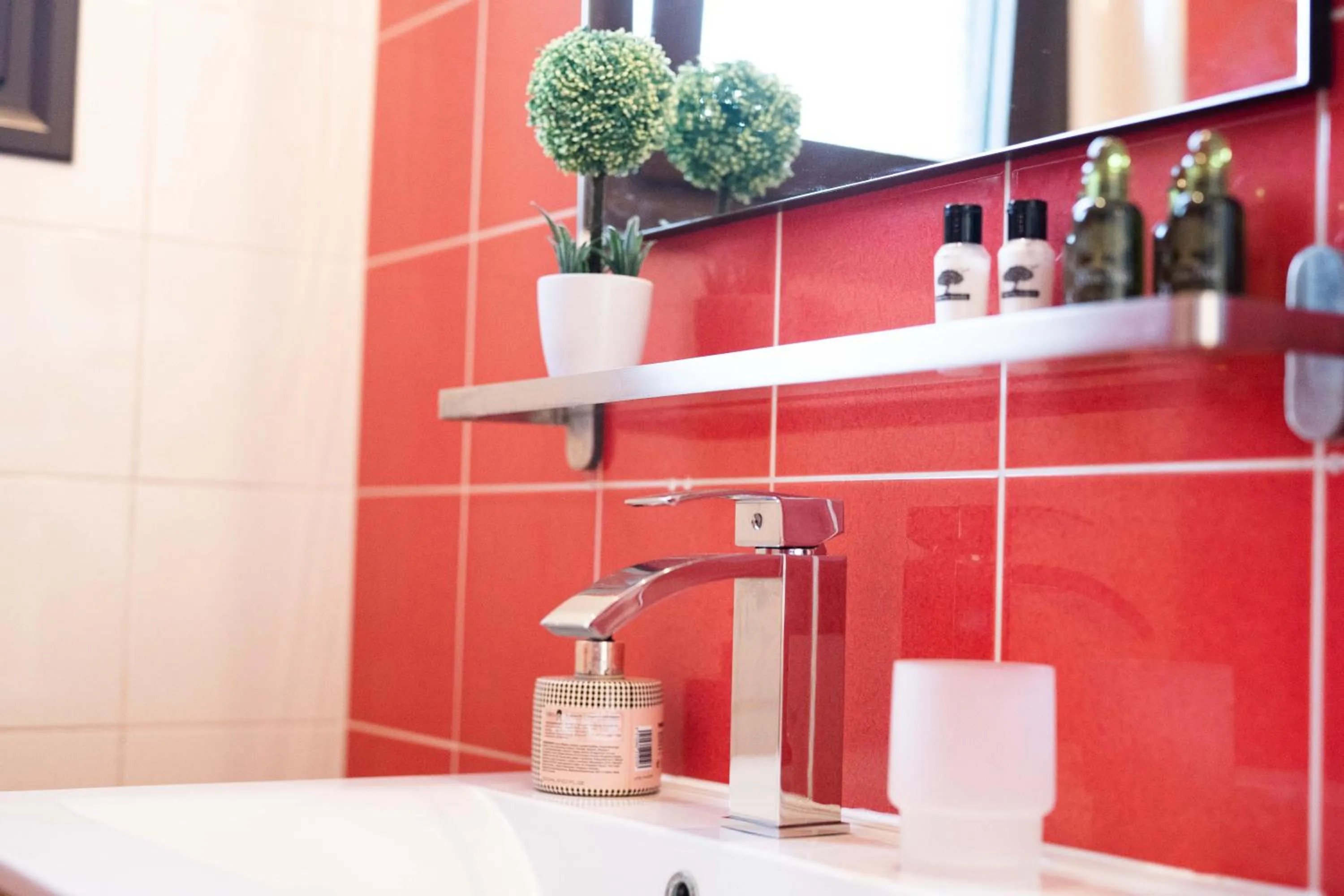 Bathroom in 3Aktes Suites & Studios