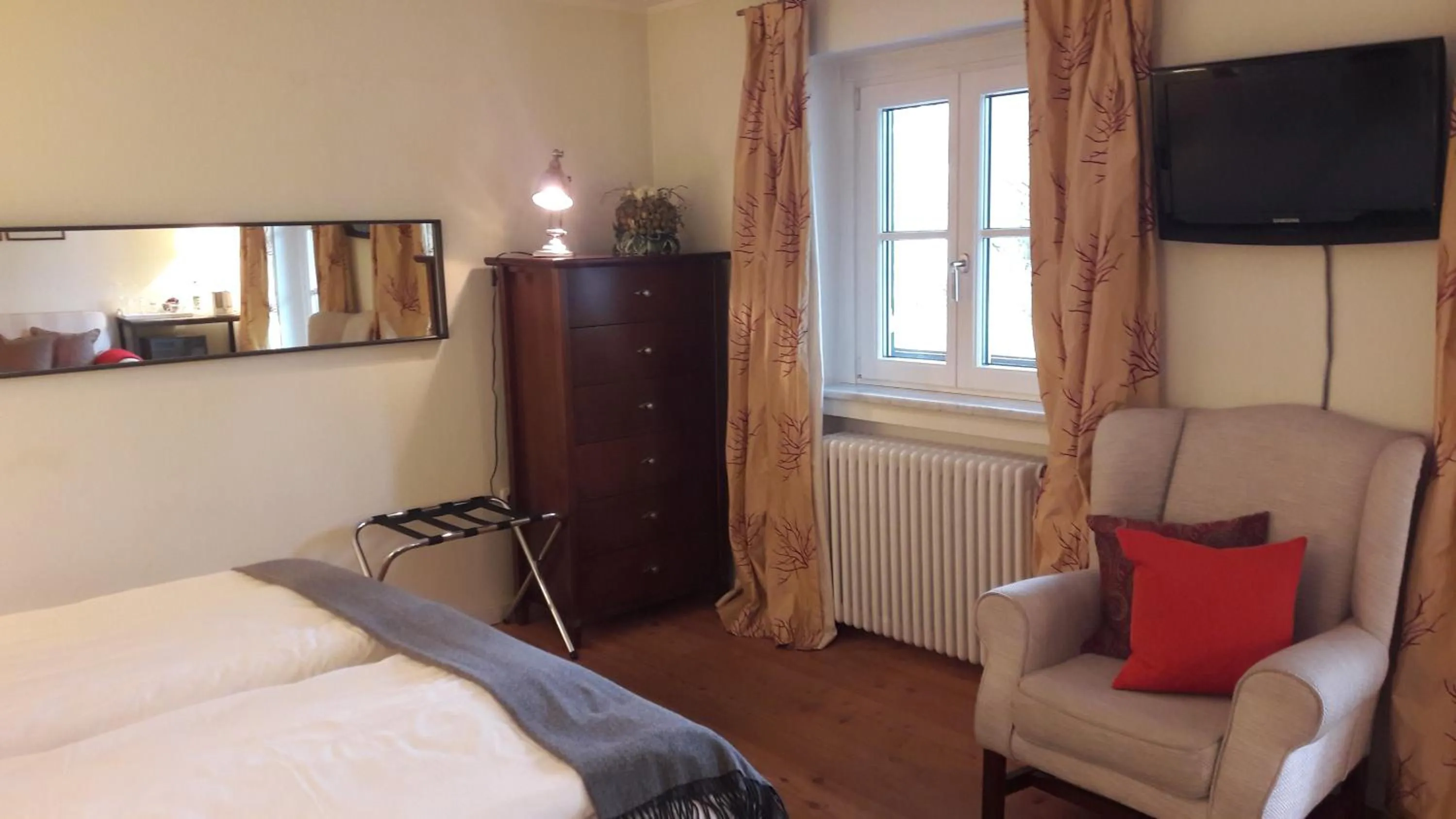 Photo of the whole room, Bed in Pension Prinz