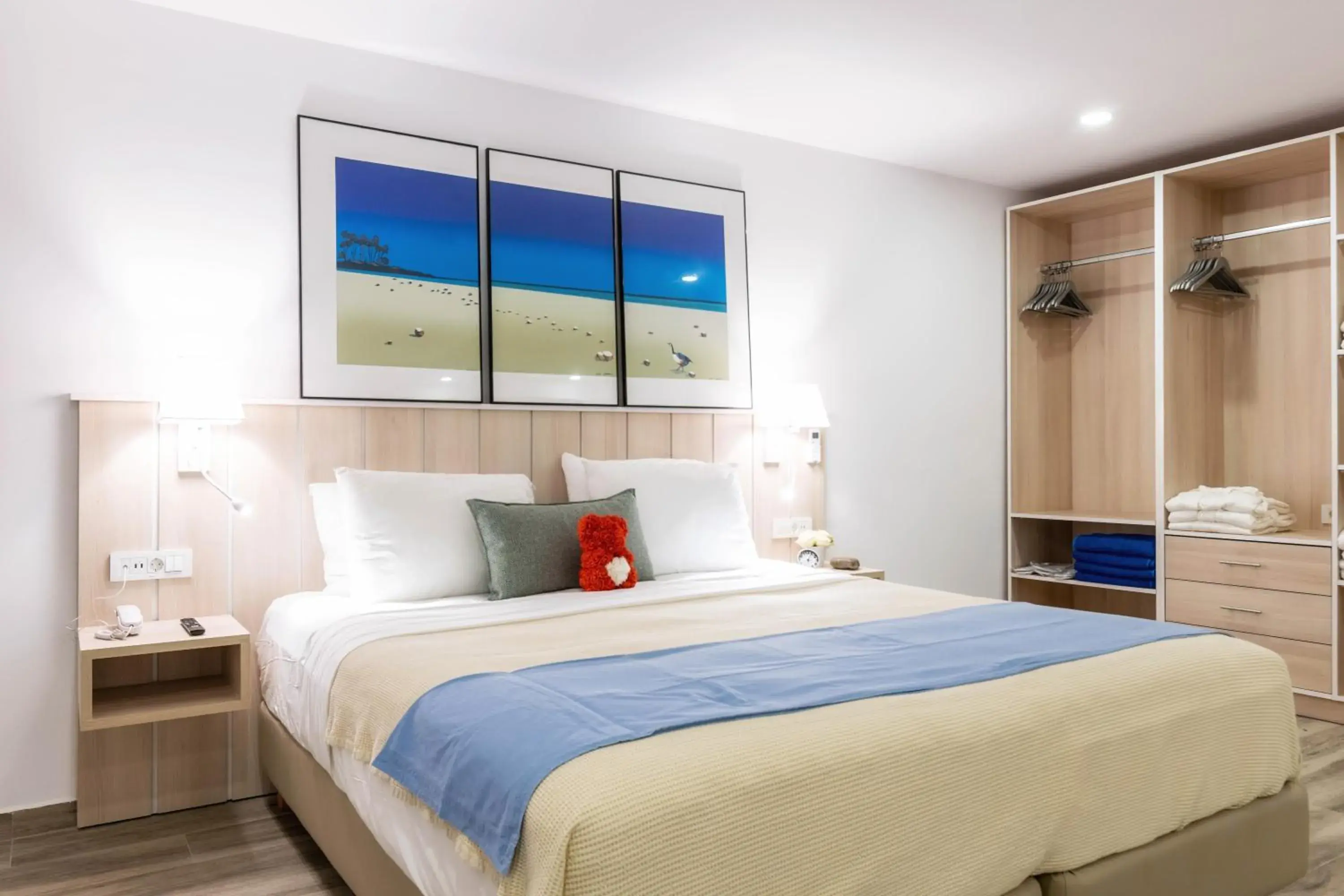 Bedroom, Bed in Iakinthos, Tsilivi Beach Bedroom, Bed in Iakinthos, Tsilivi Beach