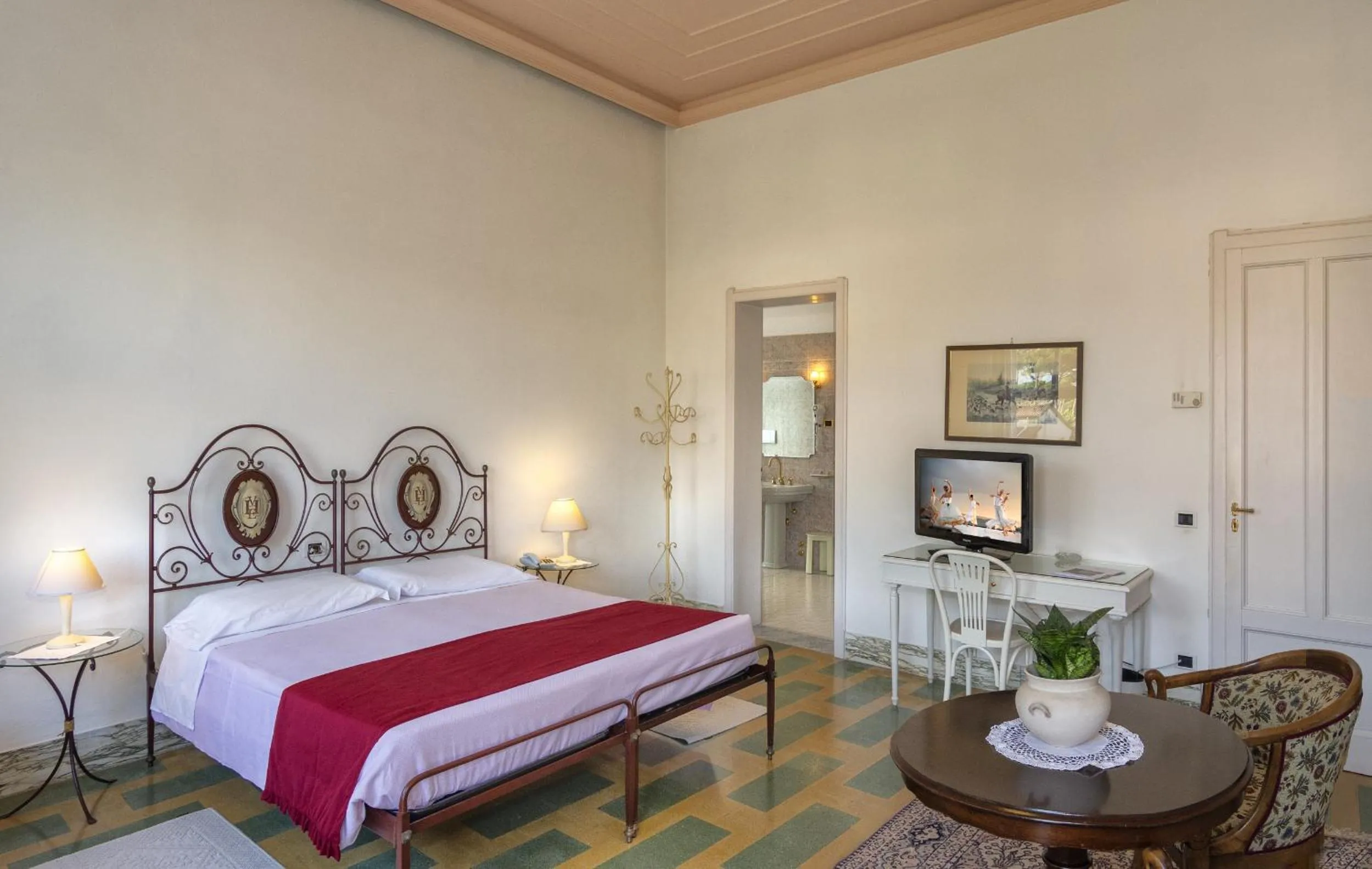 Bedroom, Bed in Hotel Villa Edera