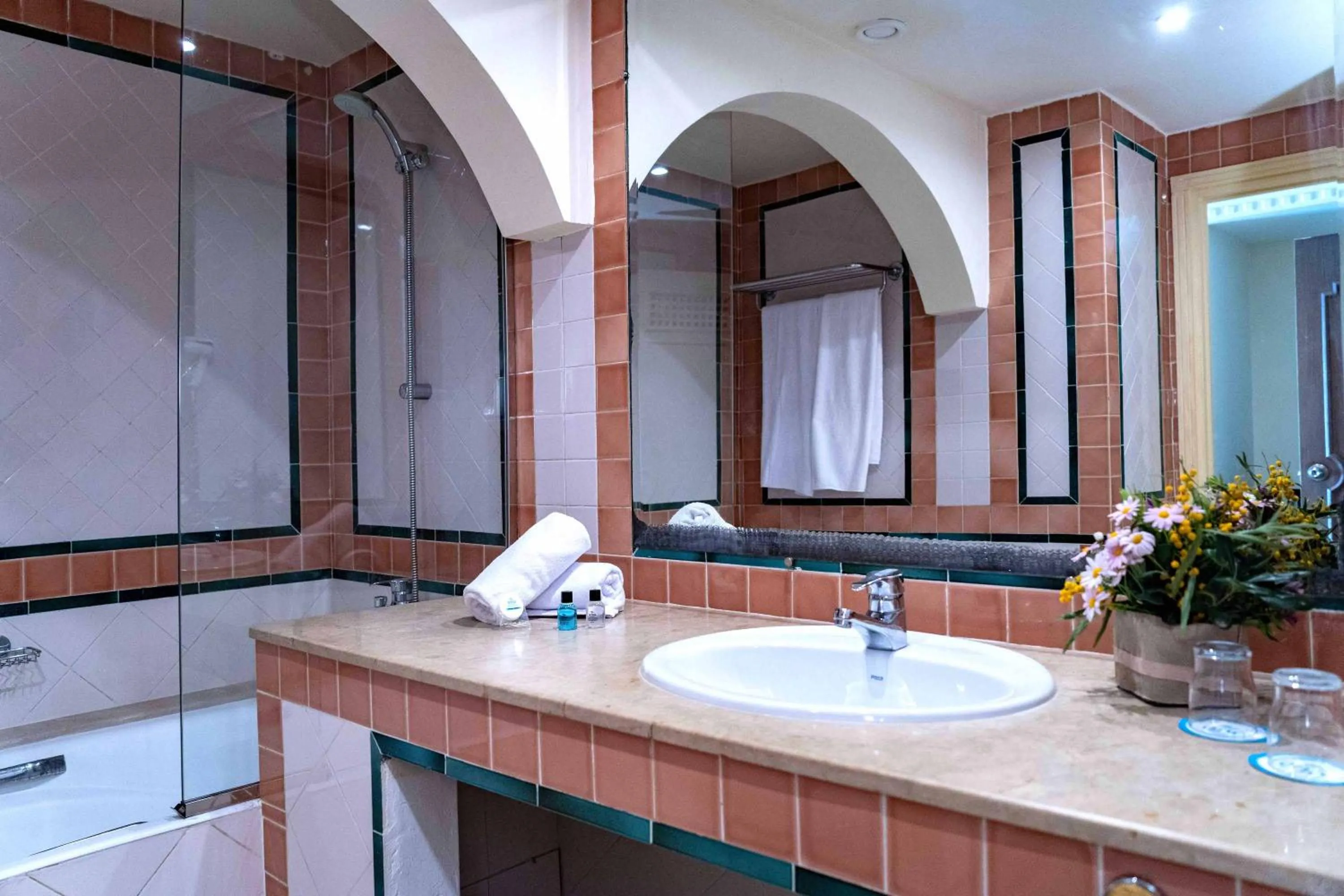 Bathroom in TMK Flora Park by Turismark - Adults Only