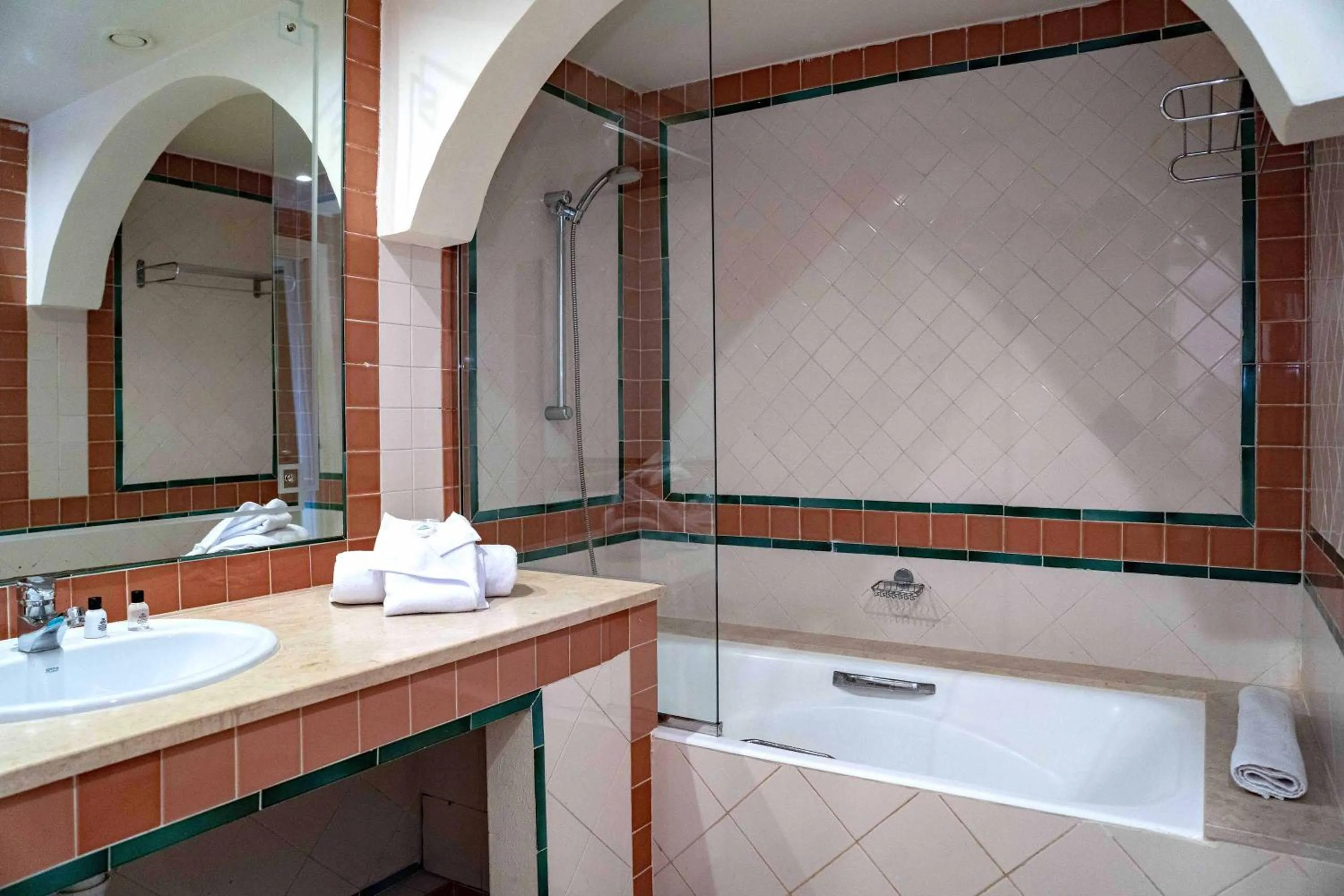 Bathroom in TMK Flora Park by Turismark - Adults Only