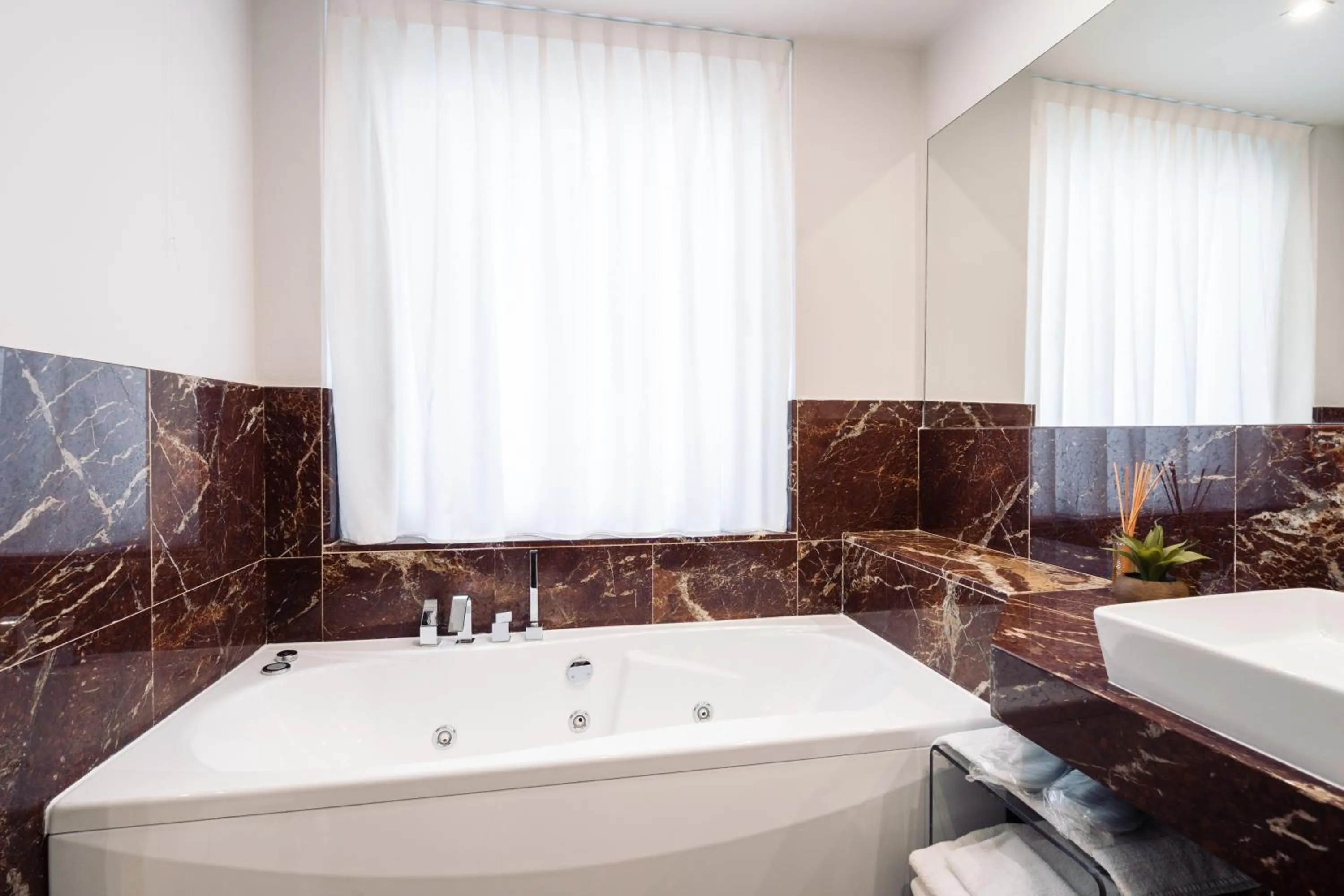 Bathroom in Hotel Michelangelo