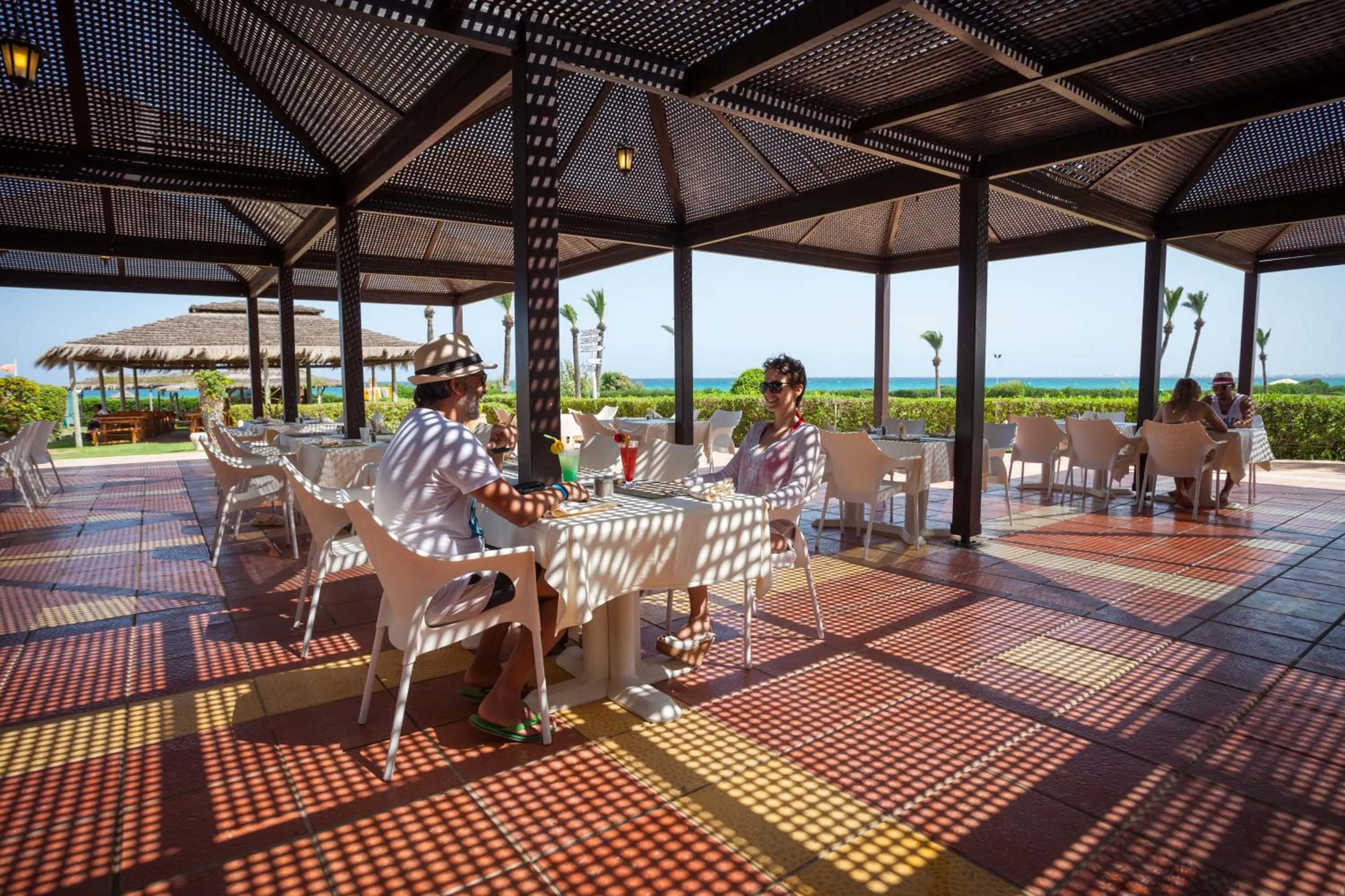 People in Hotel Nour Palace Resort & Thalasso Mahdia