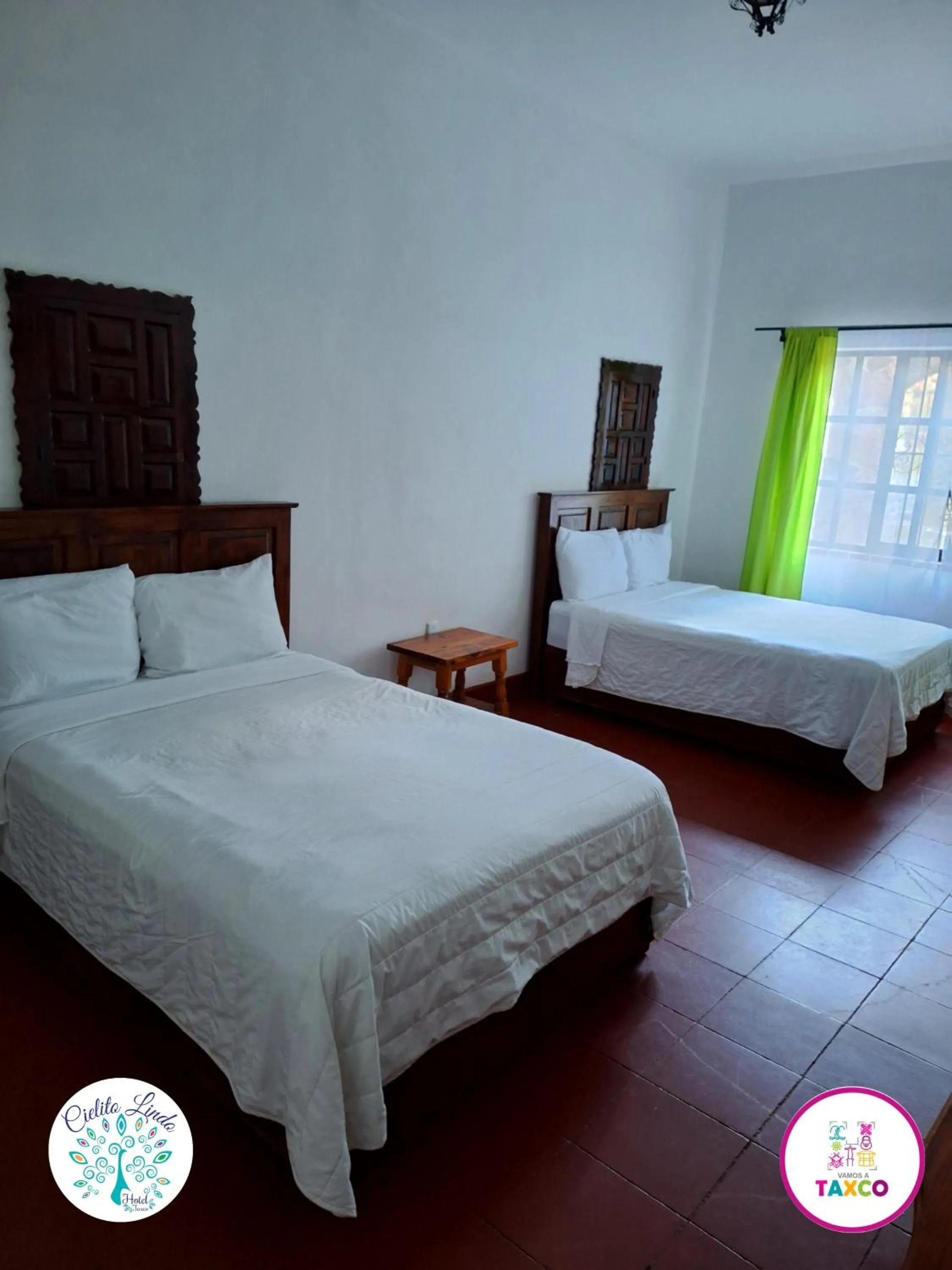 Bed in Hotel Cielito Lindo, Taxco