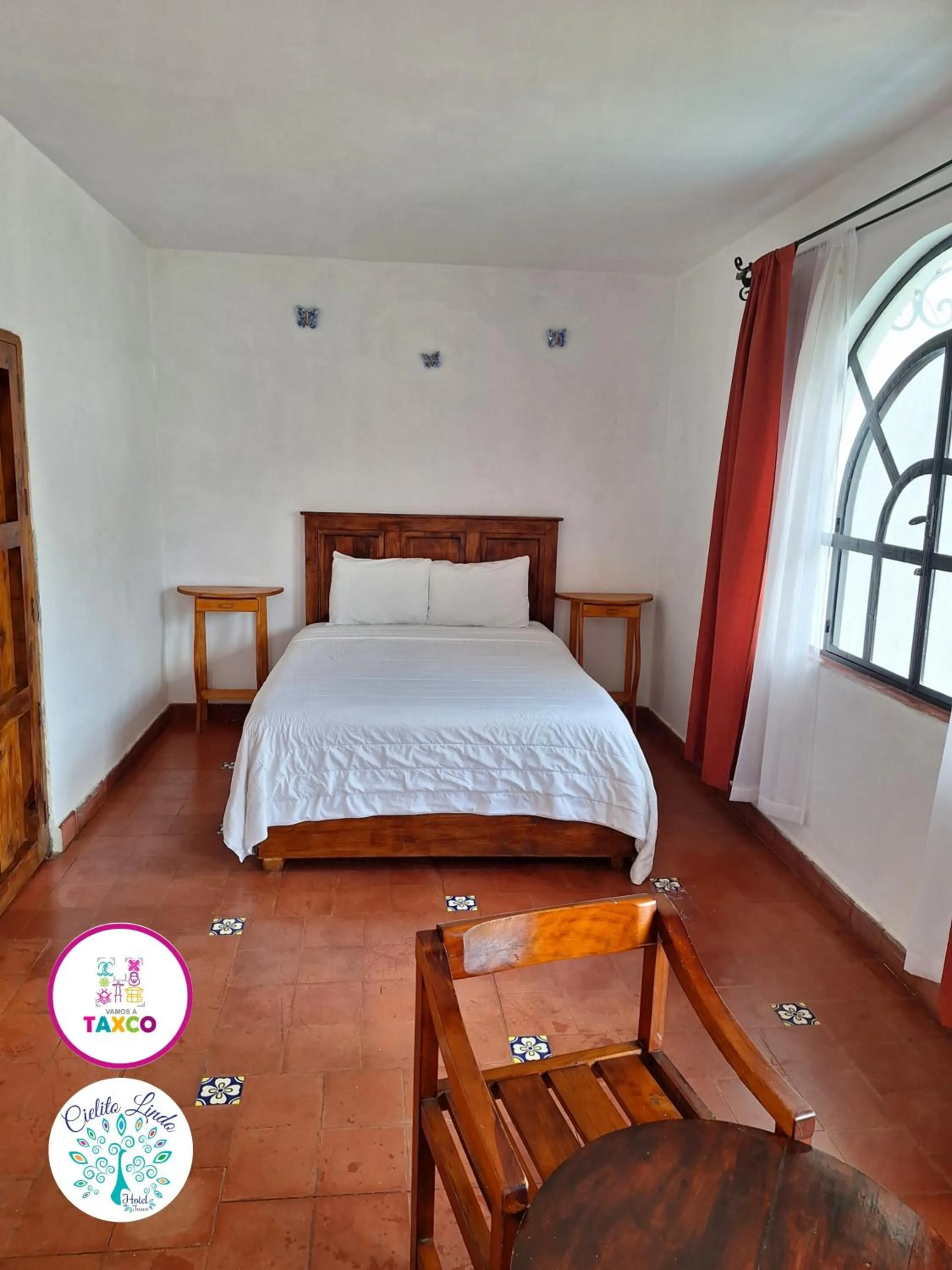 Bed in Hotel Cielito Lindo, Taxco