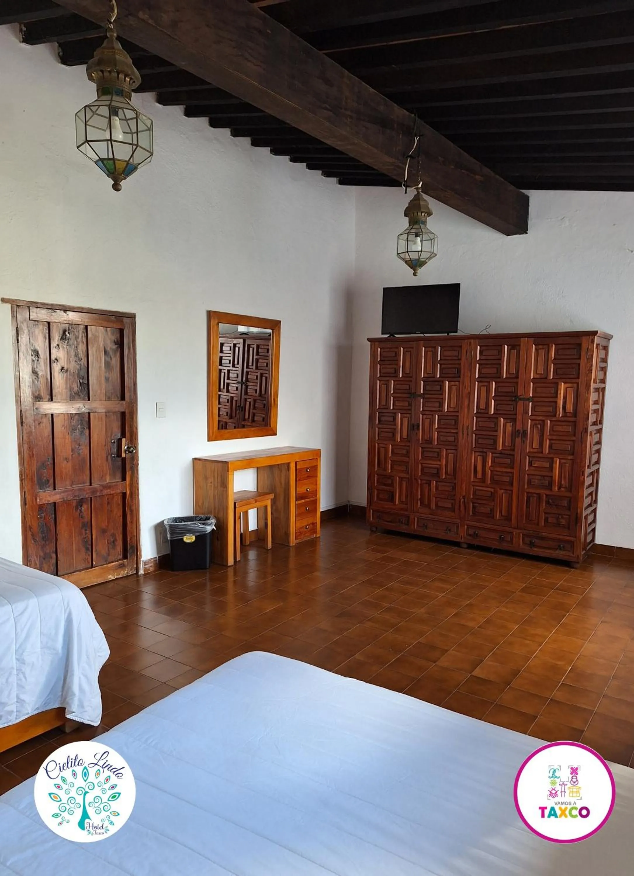 Bed in Hotel Cielito Lindo, Taxco