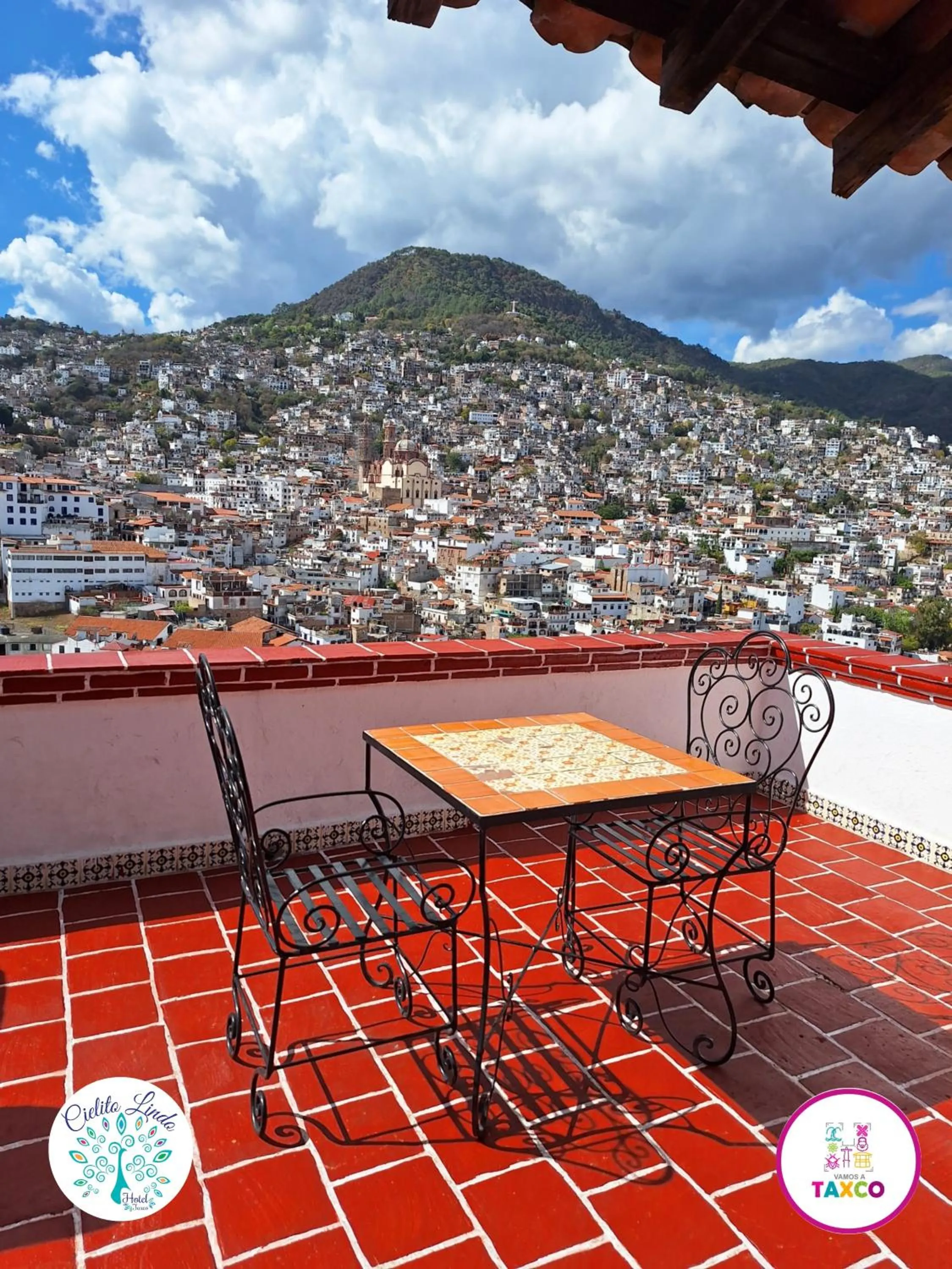 Day in Hotel Cielito Lindo, Taxco