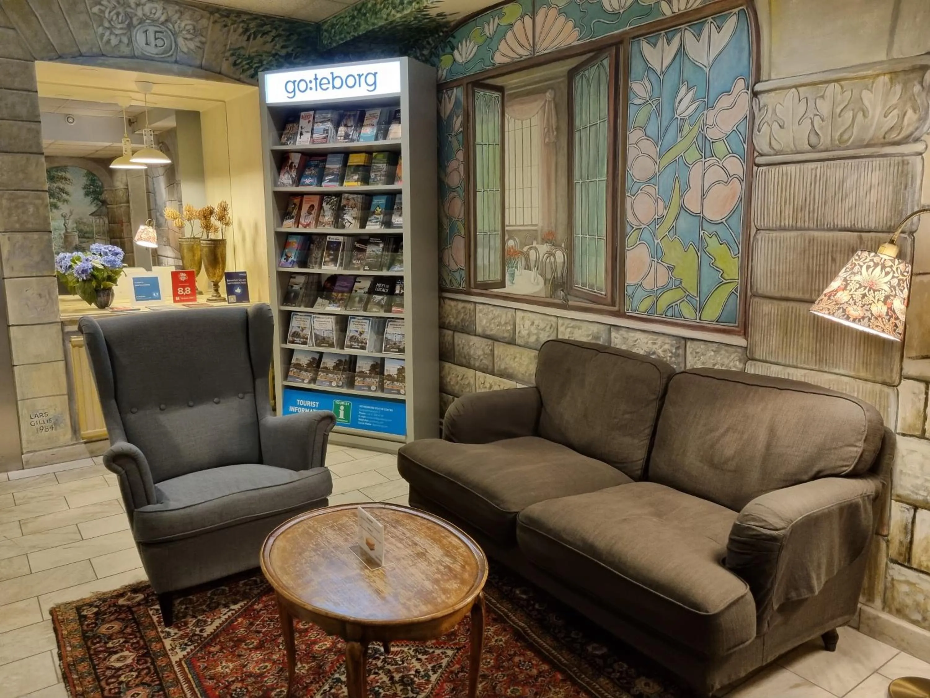 Communal lounge/ TV room in Hotel Lorensberg