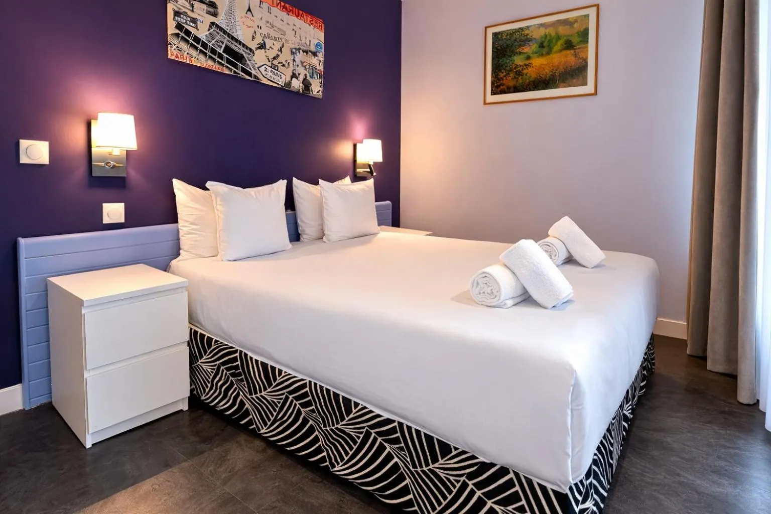 Bed in Hôtel Apollo Opéra