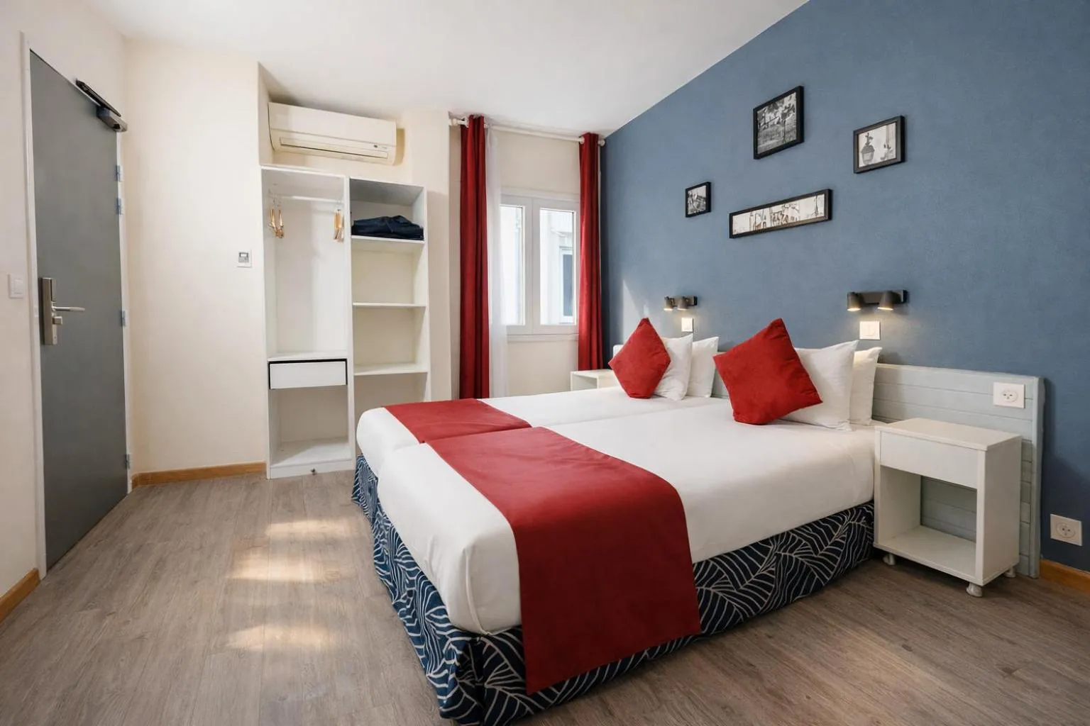 Bed in Hôtel Apollo Opéra