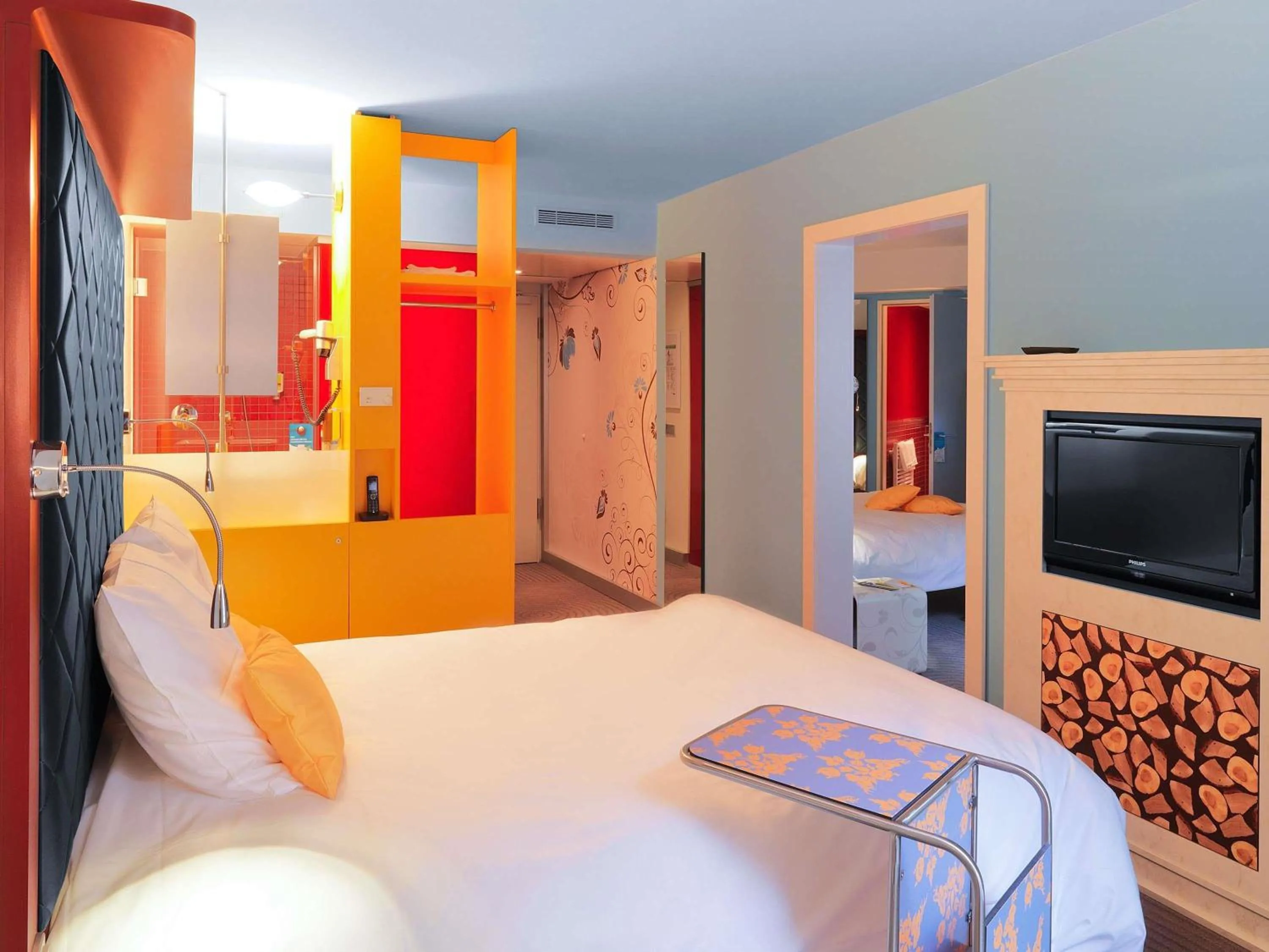 Bedroom, Bed in ibis Styles Hotel Berlin Mitte